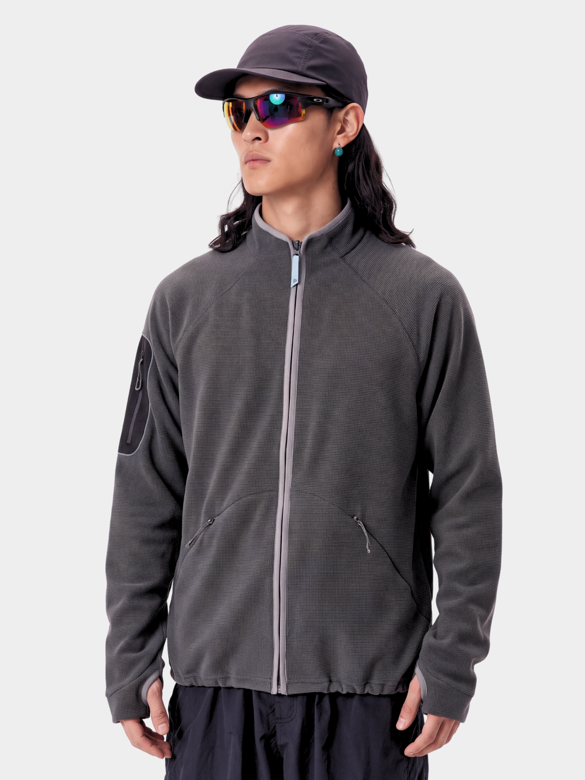 ThreadTrail - Wind-Resistant Wrinkle-Resistant Thermal Jacket