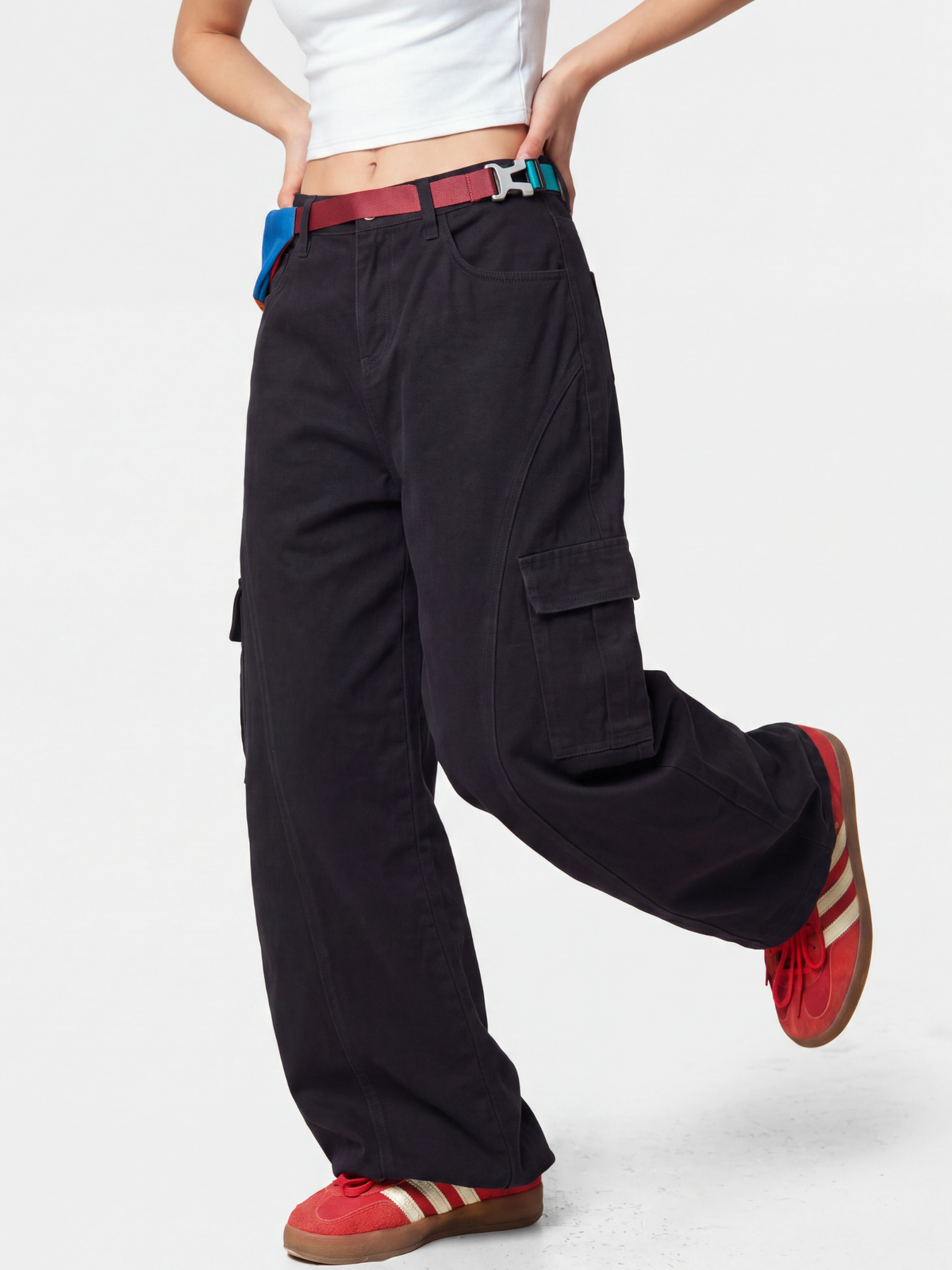 FrostTrail - Women's Large Pocket Curved-Leg Cargo Pants