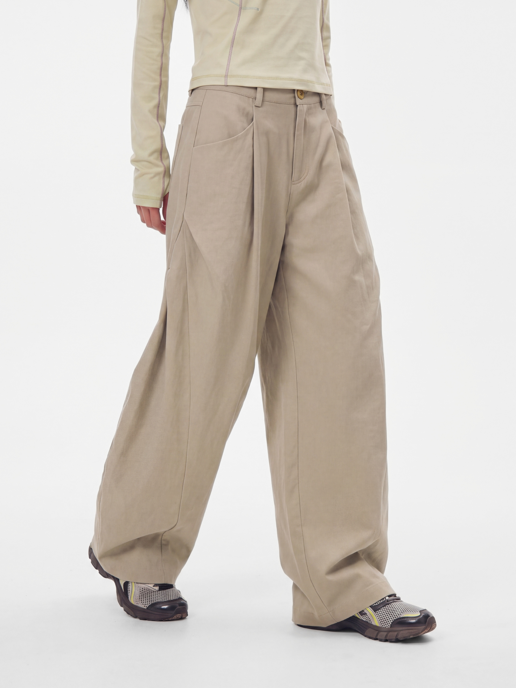Fieldrest - Women's Side-Pleated Curved-Leg Pants