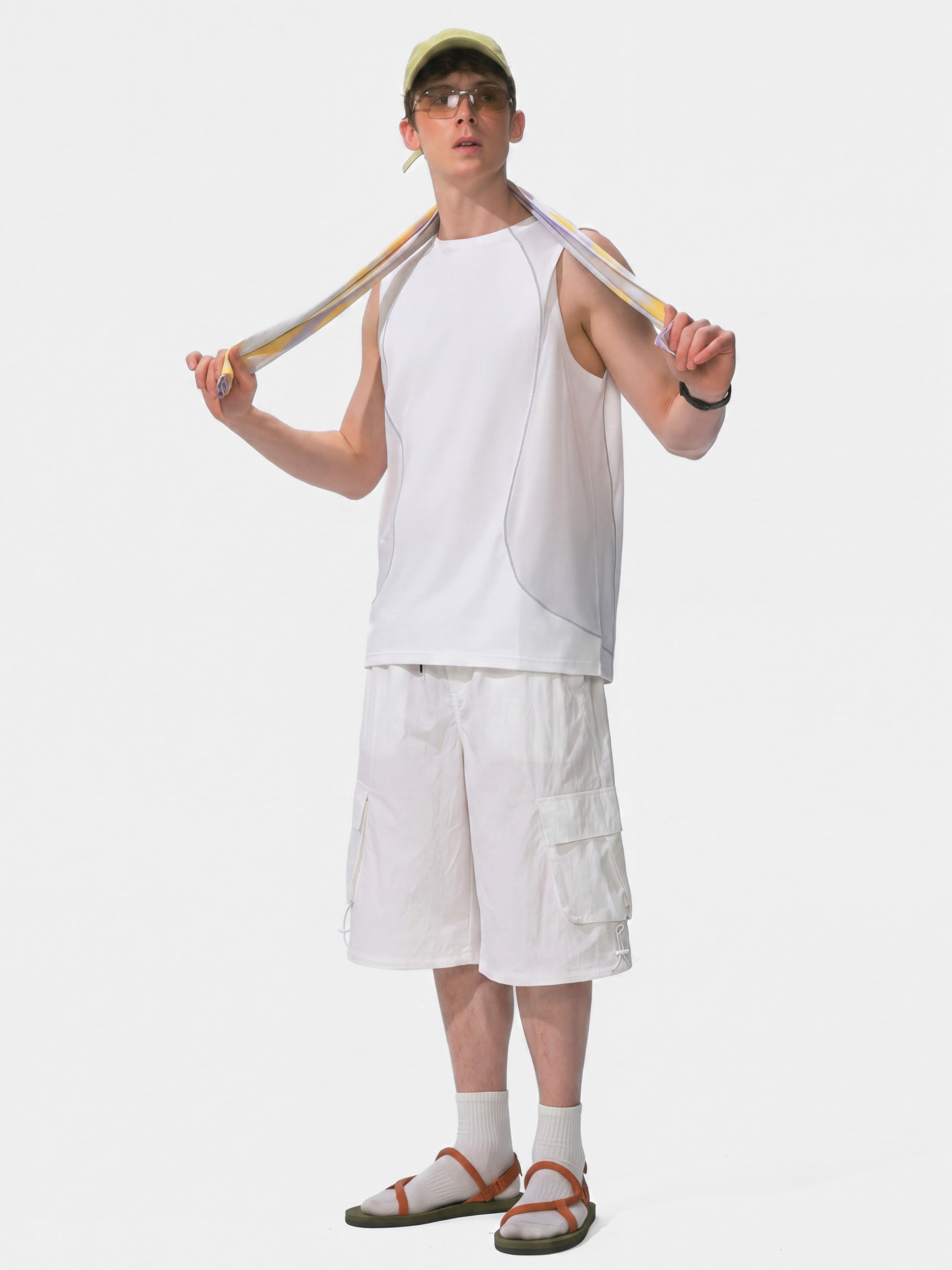DewPath - Elastic-Waist Multi-Pocket Knee-Length Shorts