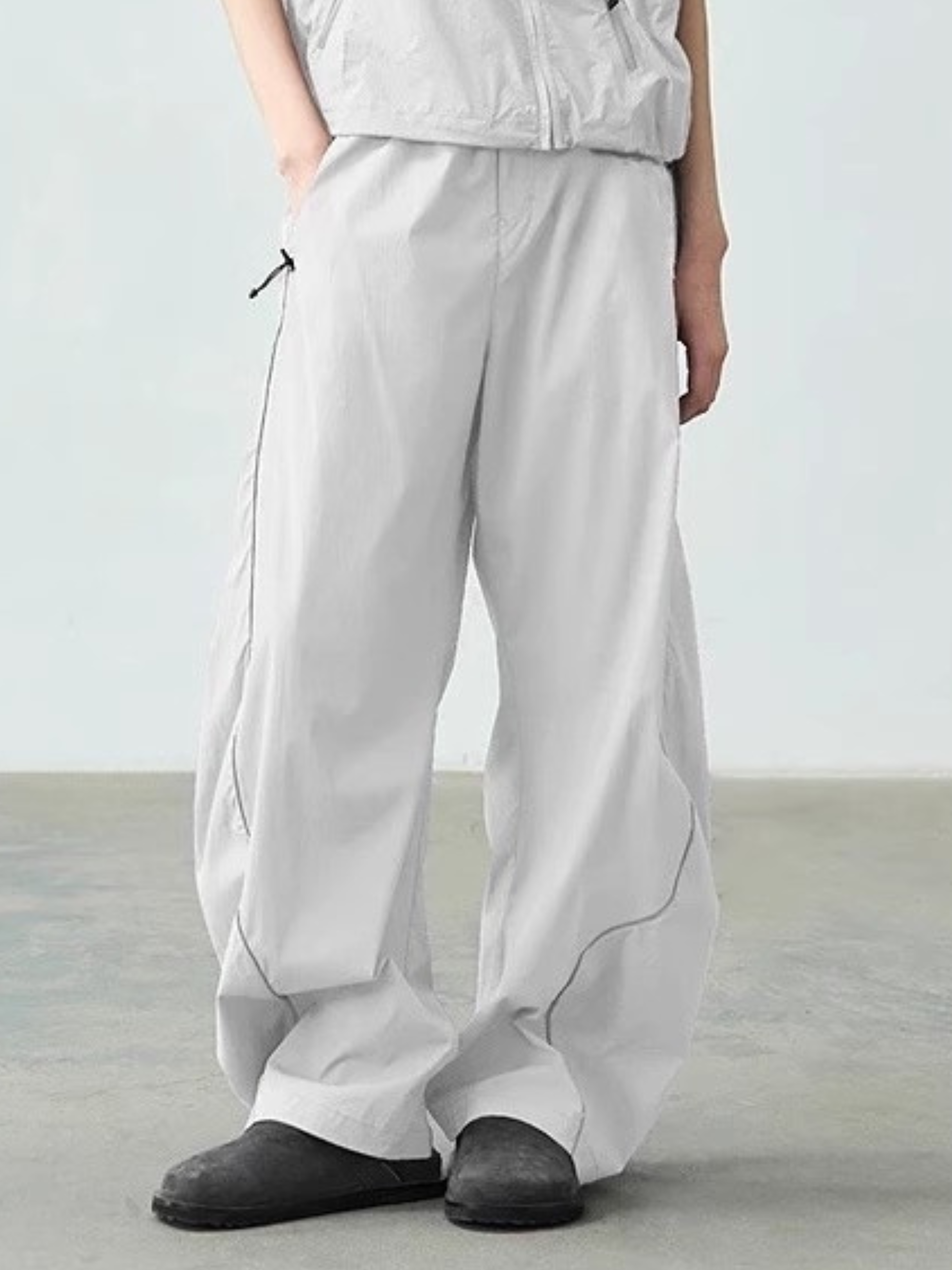 WolfLife - Women's Side-Stripe 3M Reflective Curved Pants