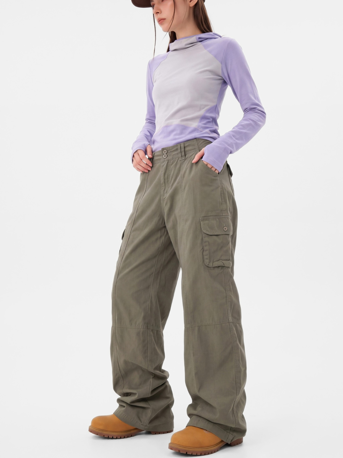 CalmDrift - Women's Deconstructed Multi-Pocket Straight-Leg Cargo Pants