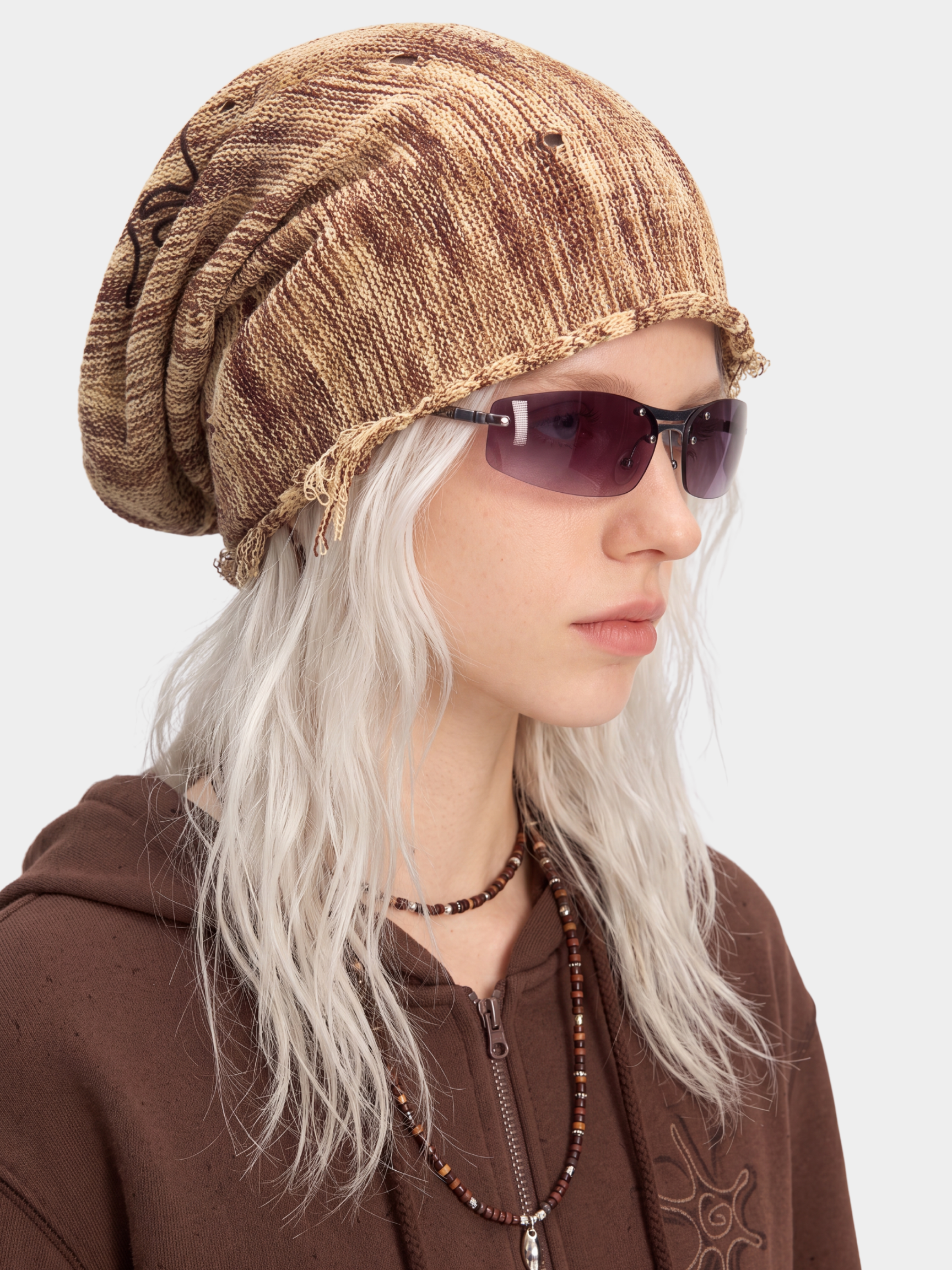 StarKnit - Starfish Graphic Distressed Raw-Edge Knit Beanie