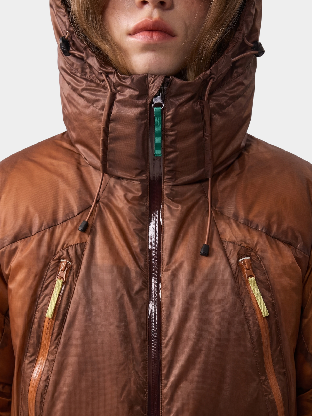 Dawntrail - 90% White Duck Down Hooded Insulated Jacket