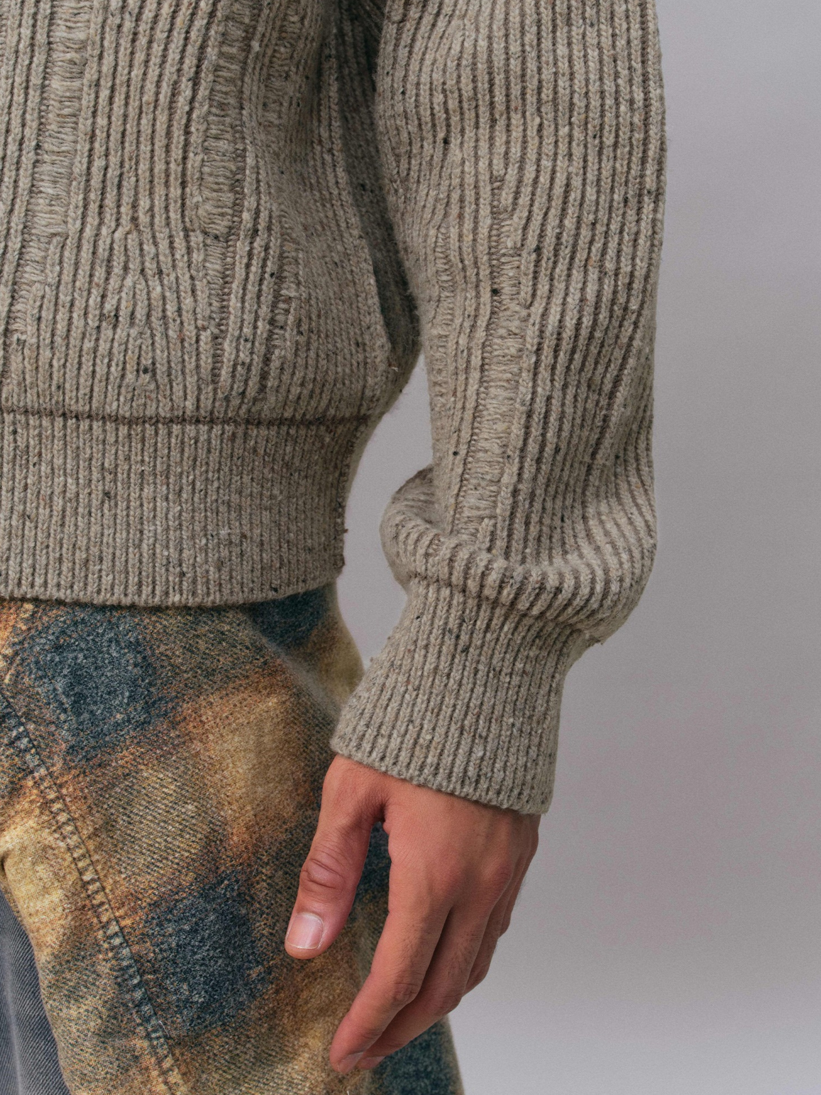 Embercrag - Unisex Crewneck Distressed Knit Sweater