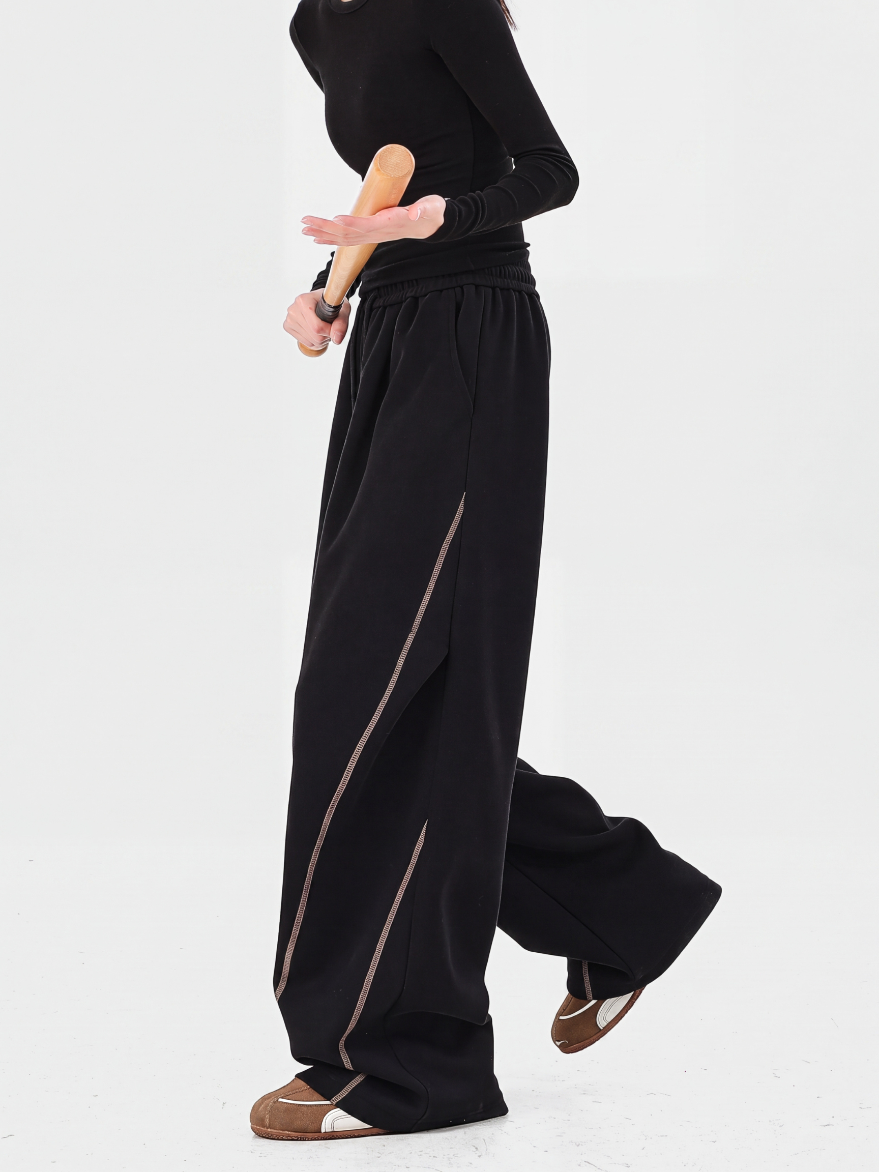 TraceSway - Women's Contrast Stitch Wide-Leg Pants