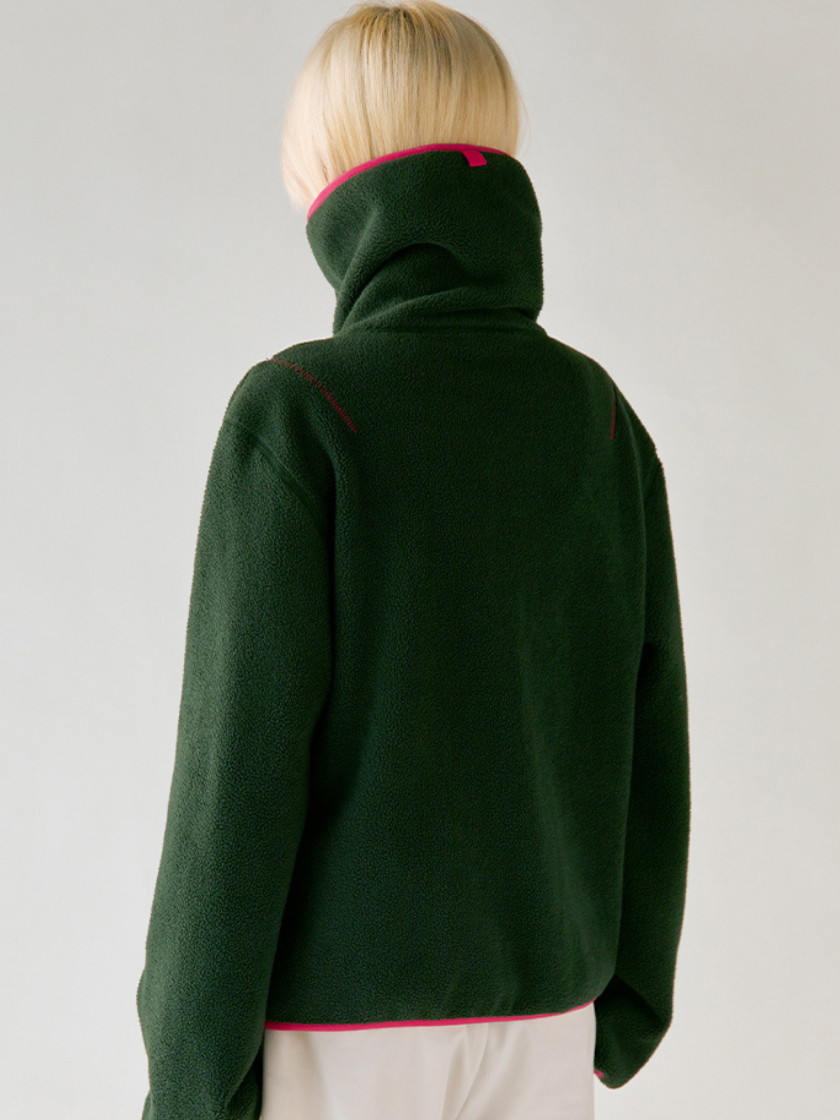 Backpack - Women's High-Collar Fleece Jacket