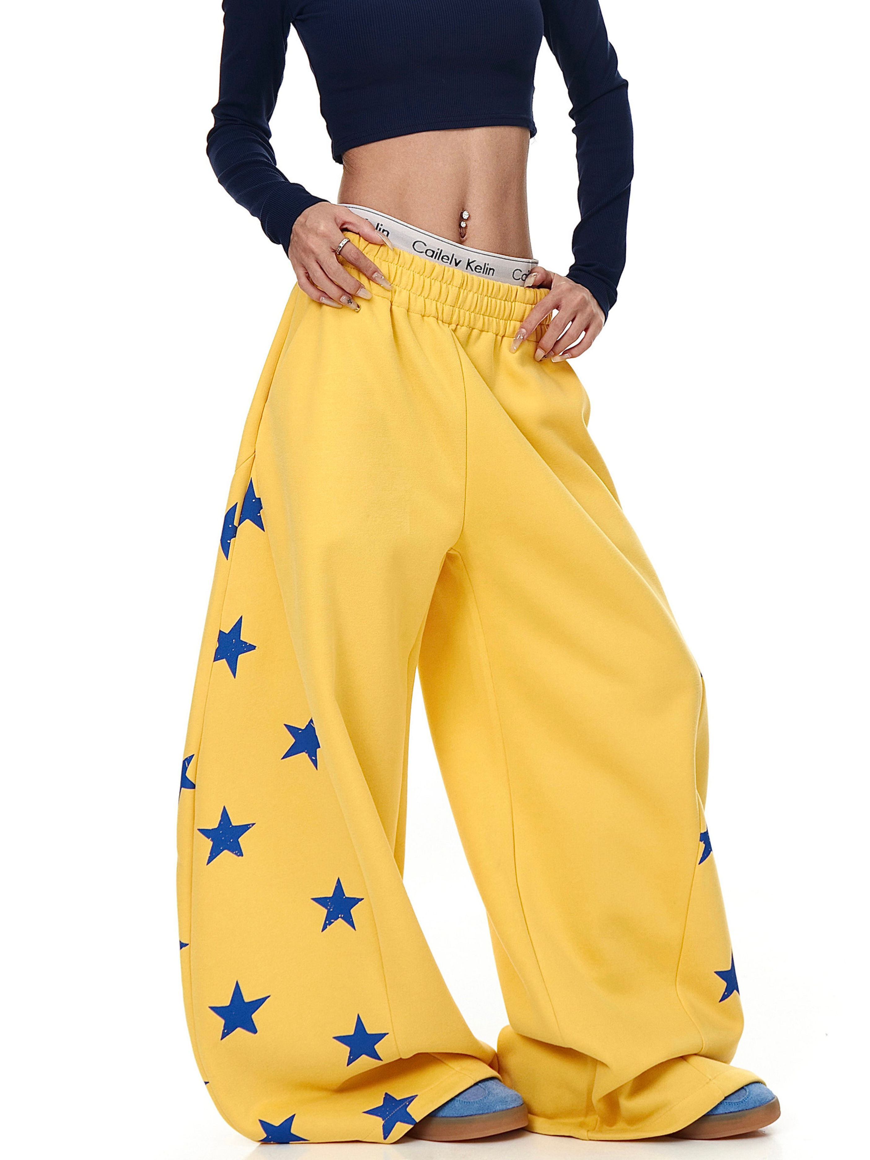 Thunderscorch - Women's Star Print Curved-Leg Sweatpants