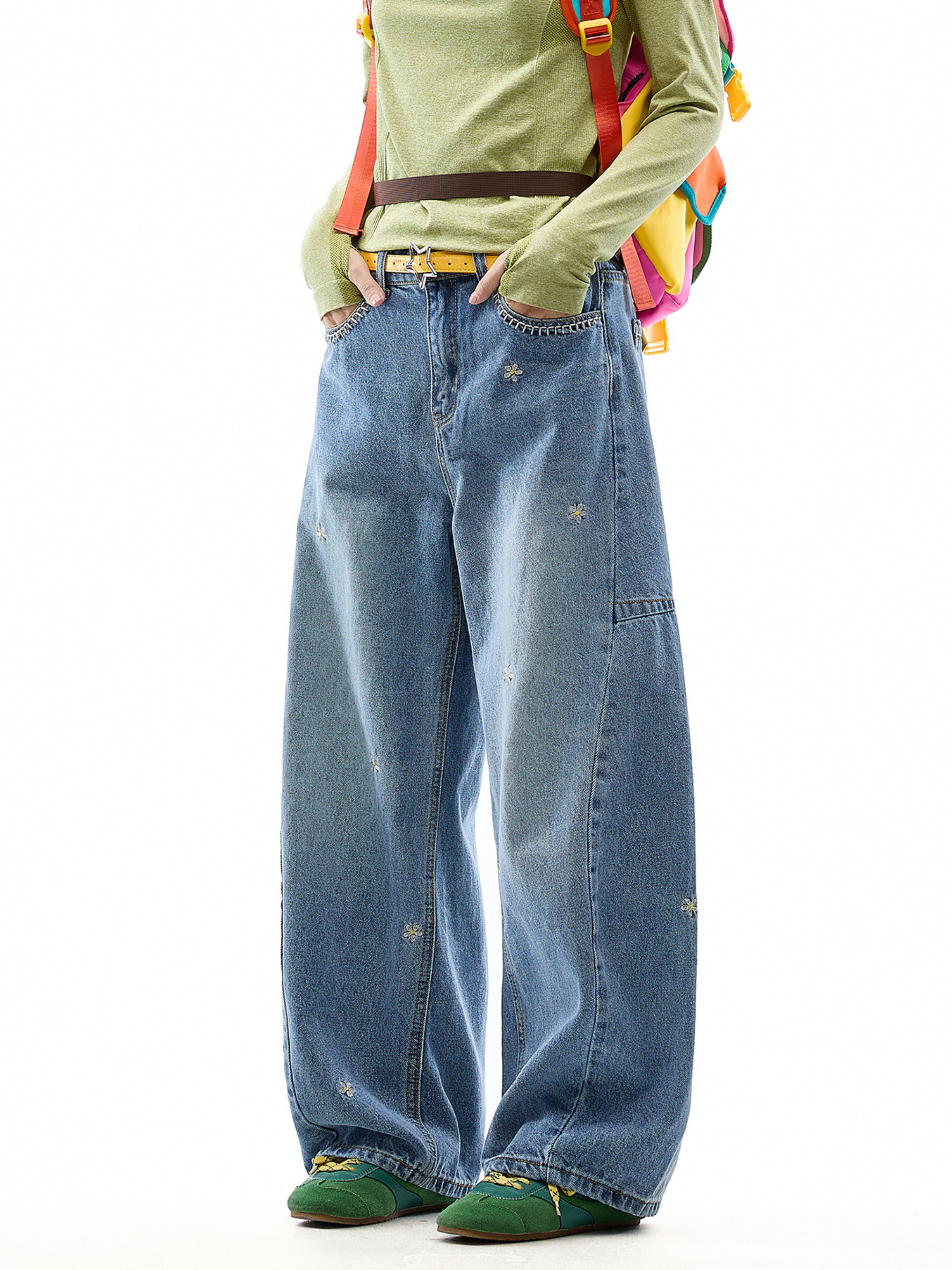 Wildheart - Women's Floral Embroidered Wide-Leg Washed Jeans