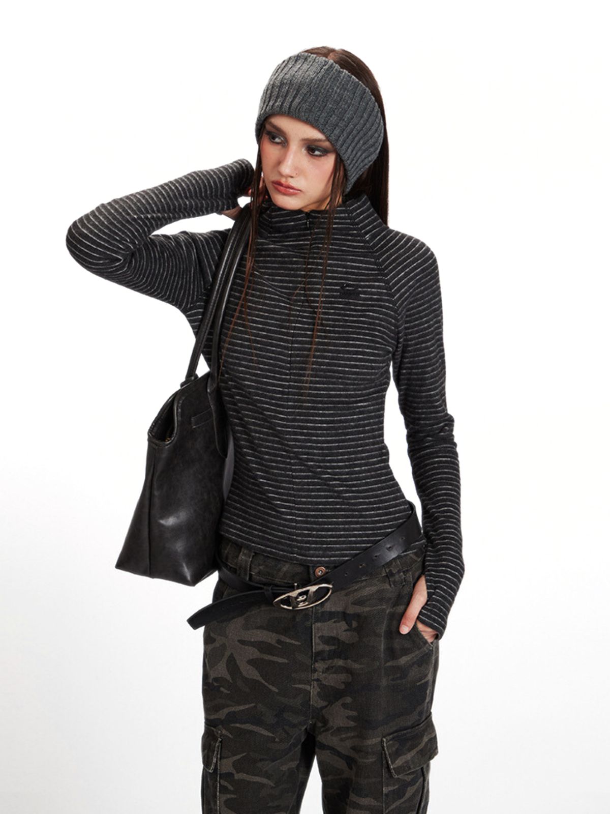 Cavebend - Women's Striped Stand-Collar Slim-Fit Long-Sleeve