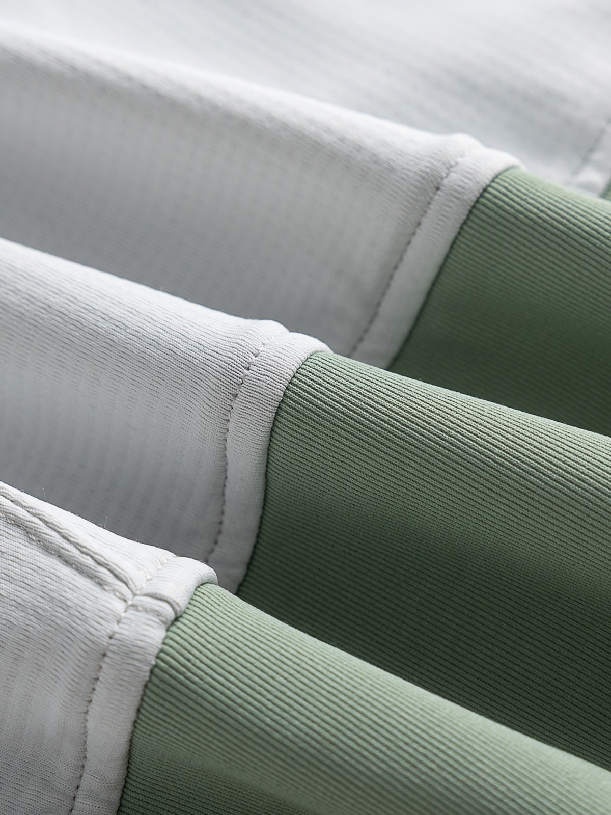 FluffGlide - Women's Breathable Stretch Grid Fleece Jacket
