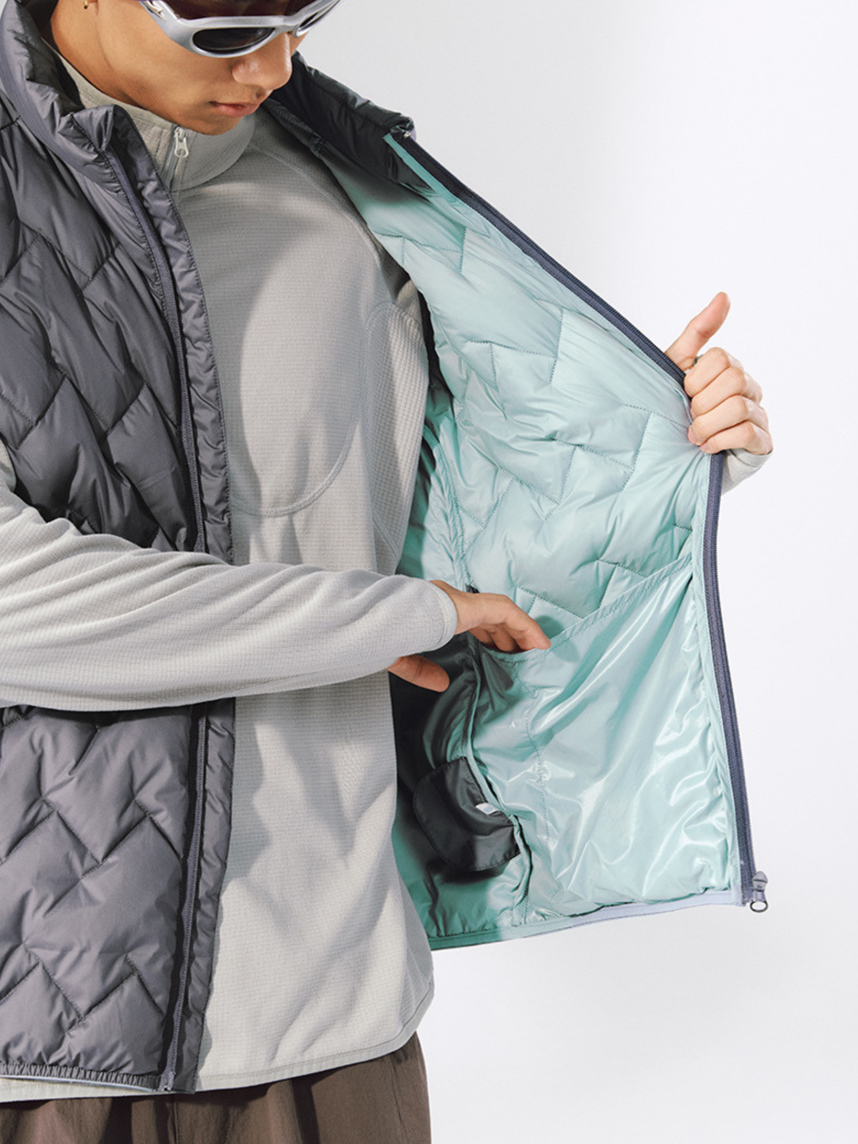 Wilderstone - 90% Down Lightweight Sorona® Insulation Vest