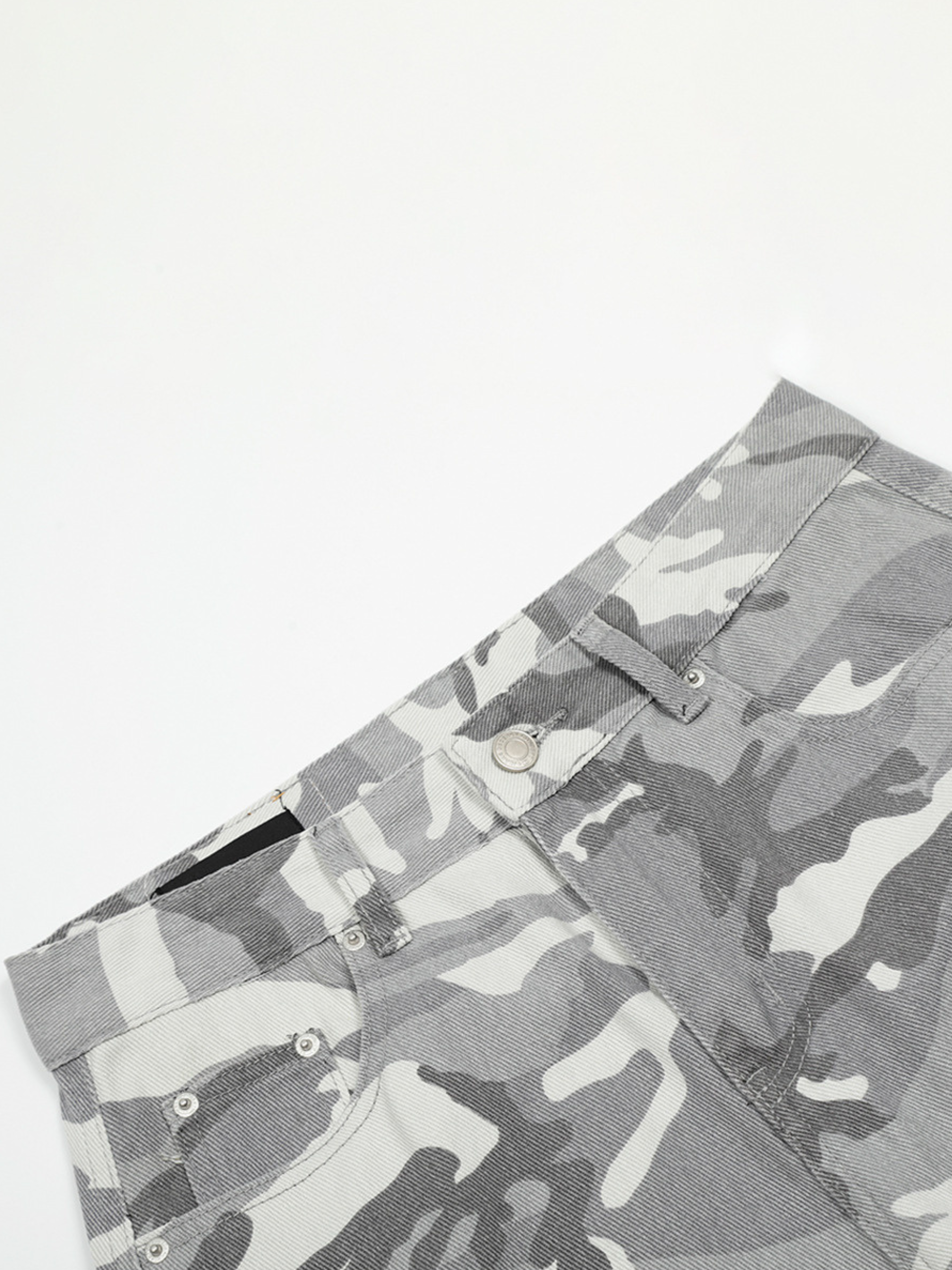 TentClip - Men's Camo Flare Denim Pants GONGGAR SPORTS