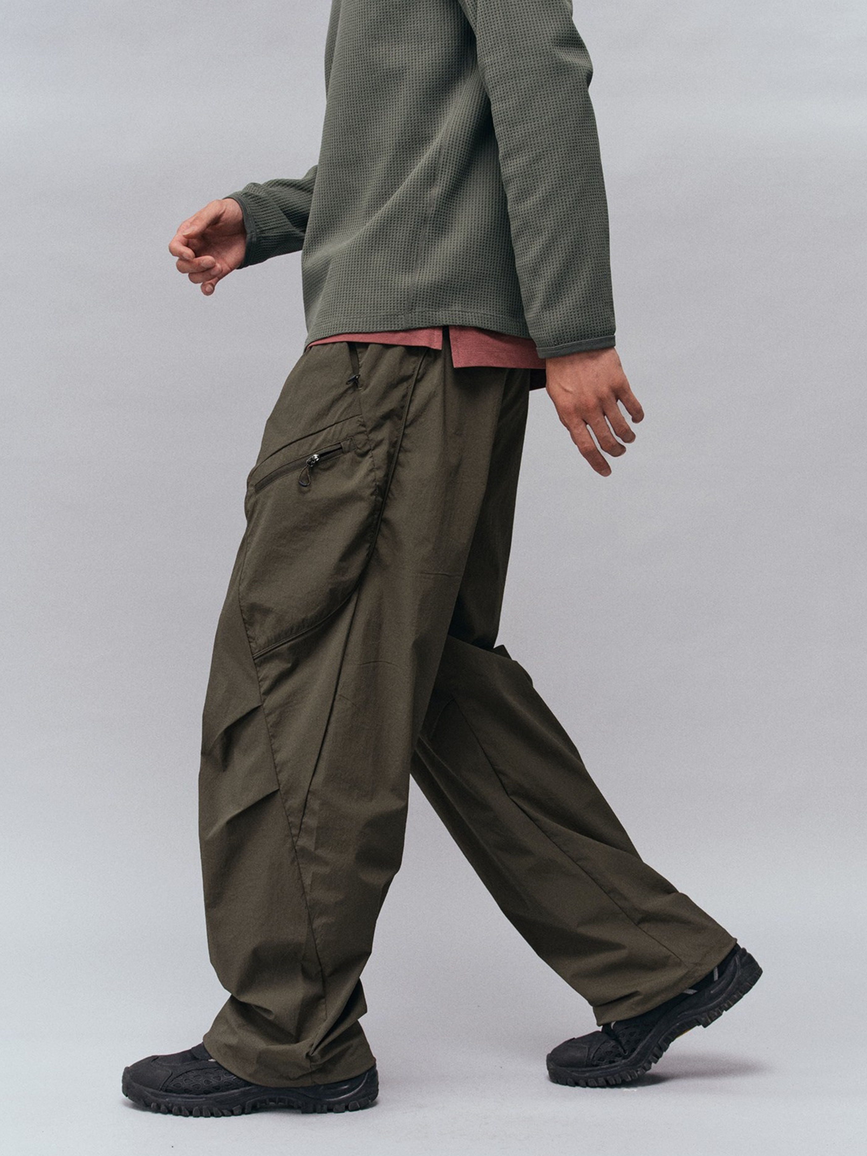 Emberfire - Unisex Water-Repellent Multi-Pocket Drawstring Utility Pants