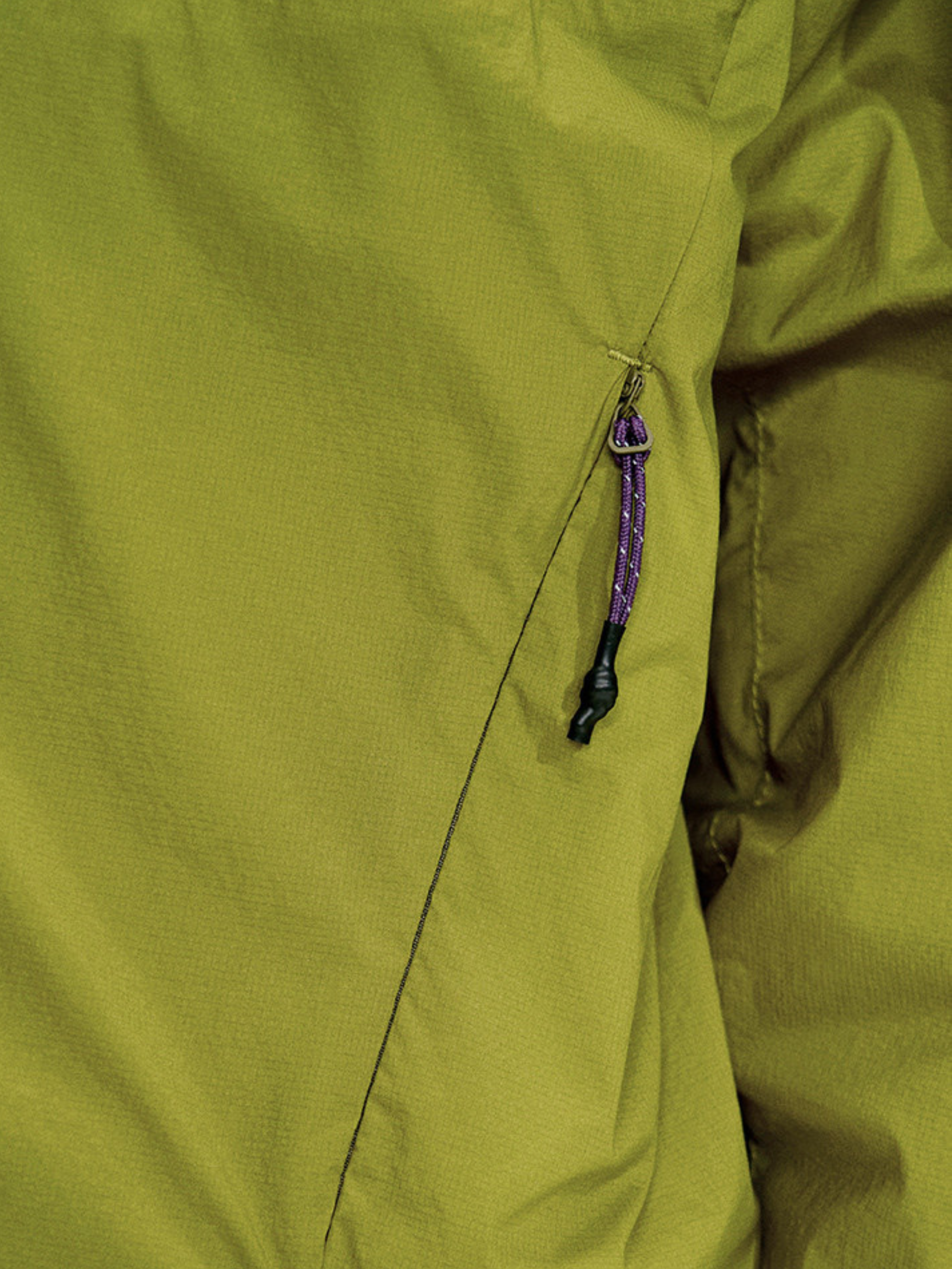 Emberblaze - Women's Water-Resistant & Windproof Insulated Jacket