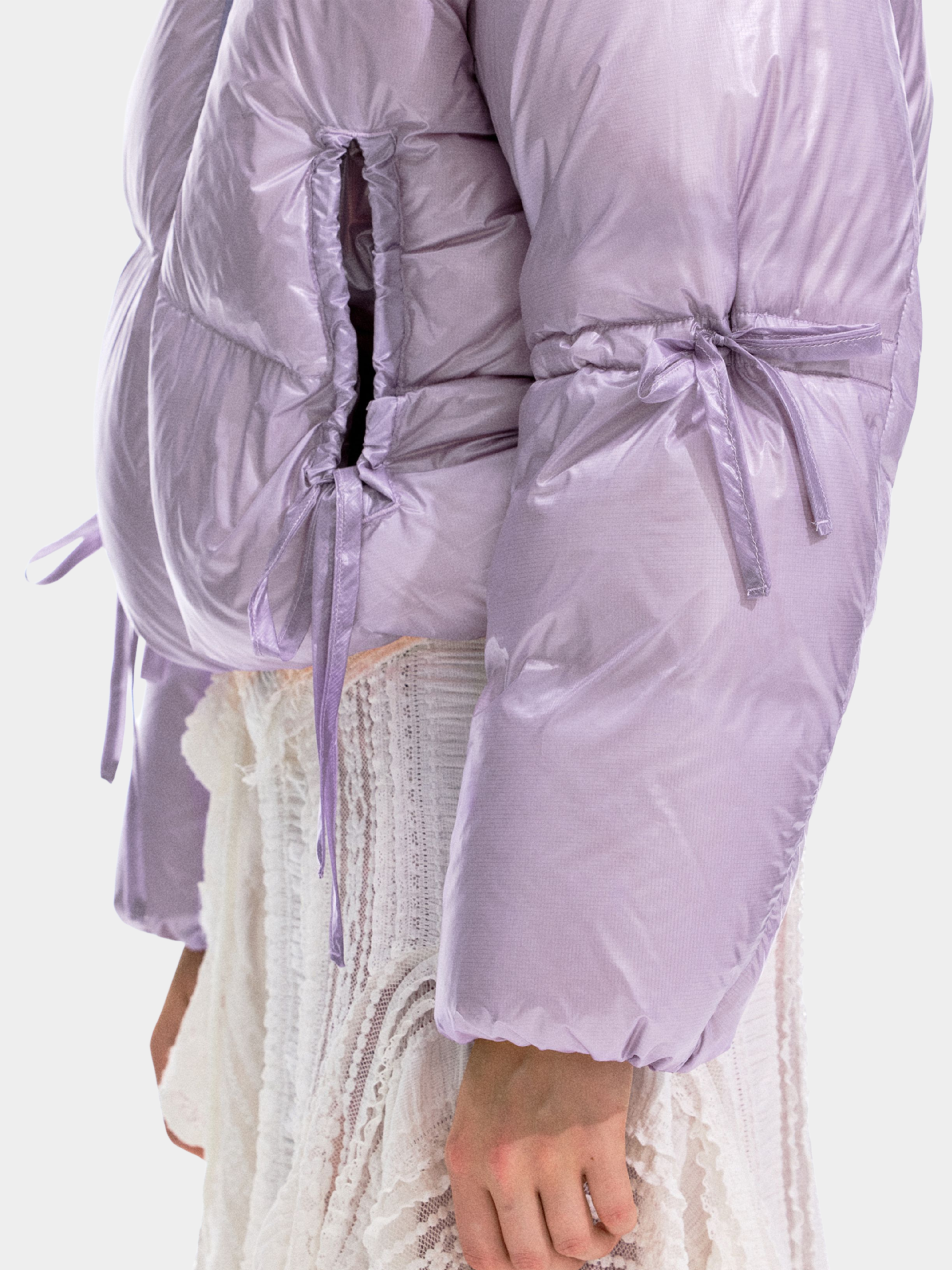 Ironfrost - Women's 90% White Duck Down Color-Blocked Short Puffer Jacket