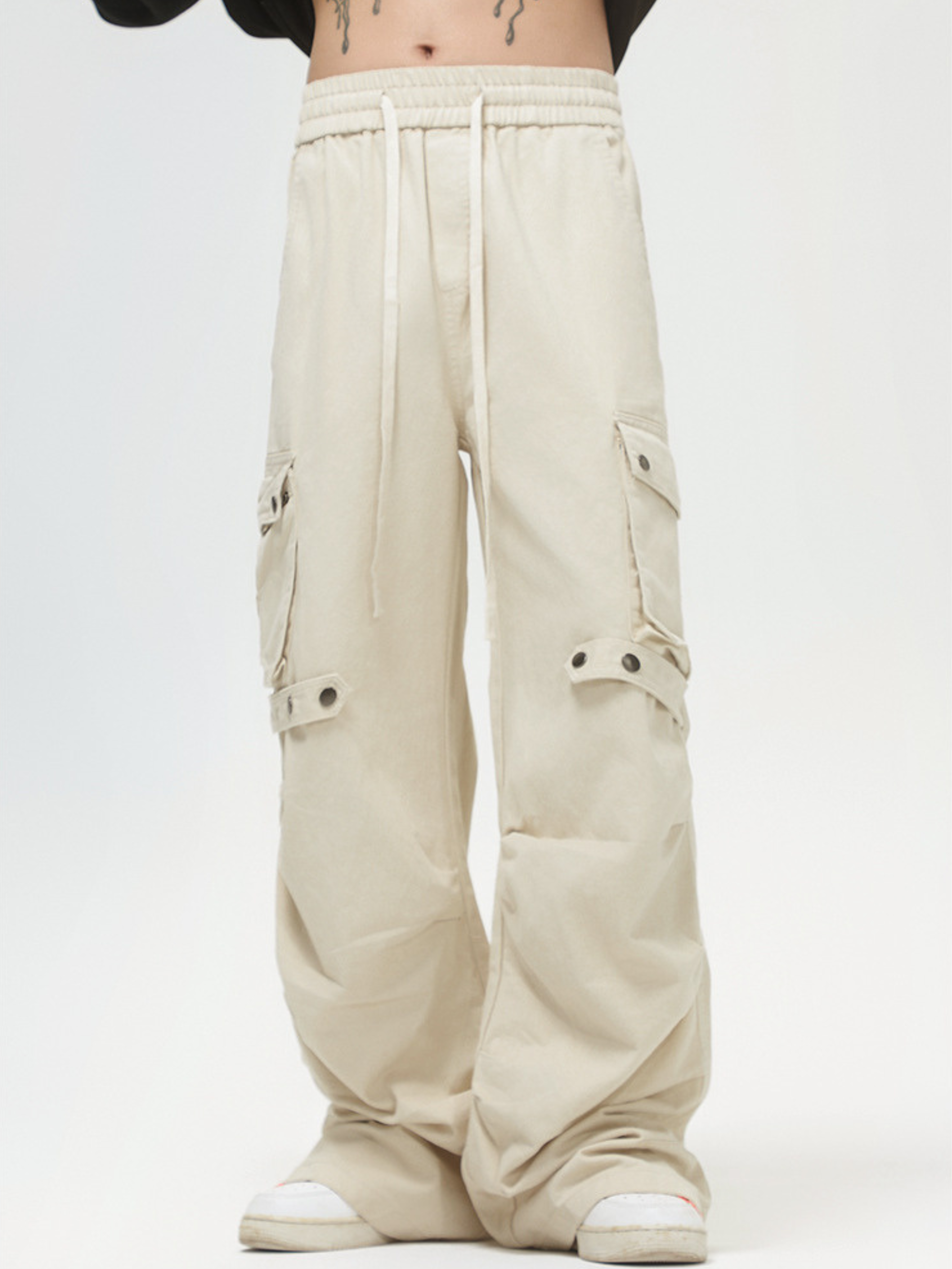 ThornView - Women's Elastic Waist Ruched Cargo Pants