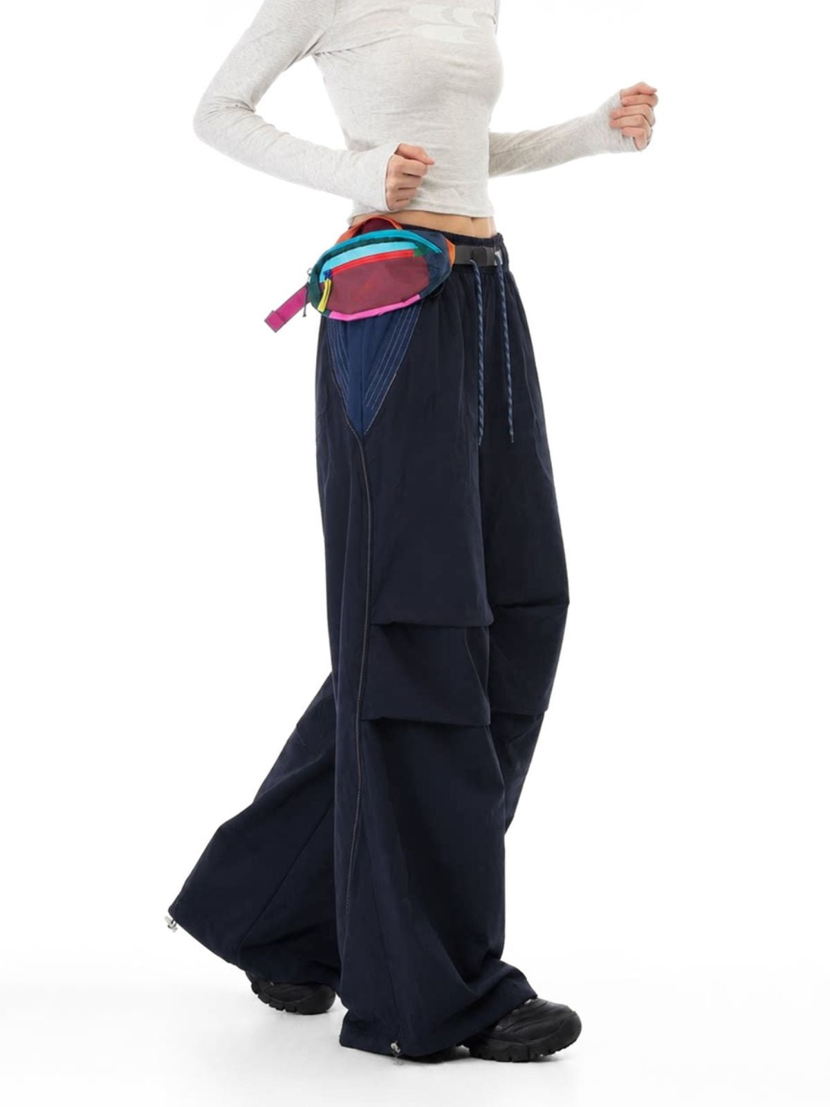 Crestwalk - Women's Geometric Cutline Pleated Paratrooper Pants