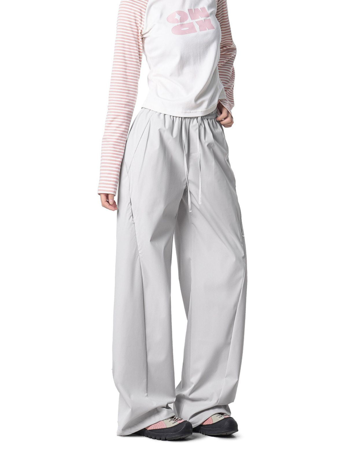 Gusttrek - Geometric Seam Relaxed Straight-Leg Pants