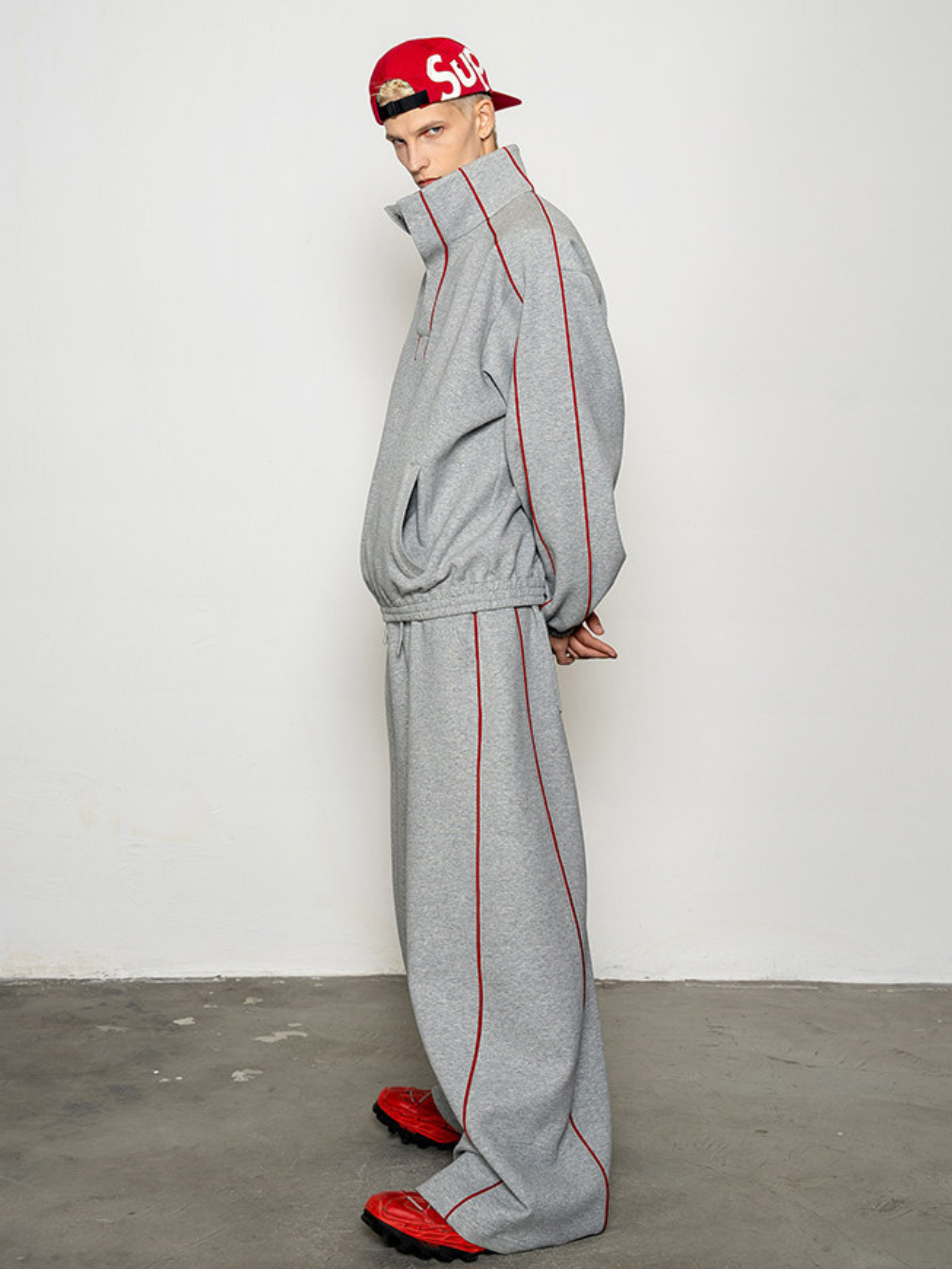 Emberthrone - Men's High-Neck Sweatshirt & Curved-Leg Jogger Set