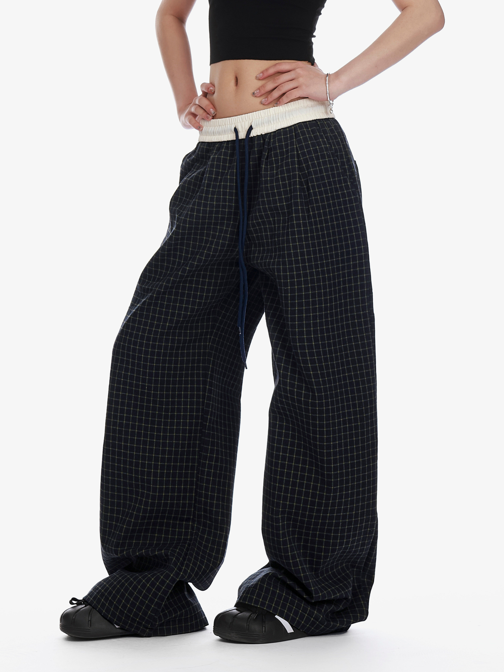 MistVent - Women's Lightweight Plaid Straight-Leg Wide Pants