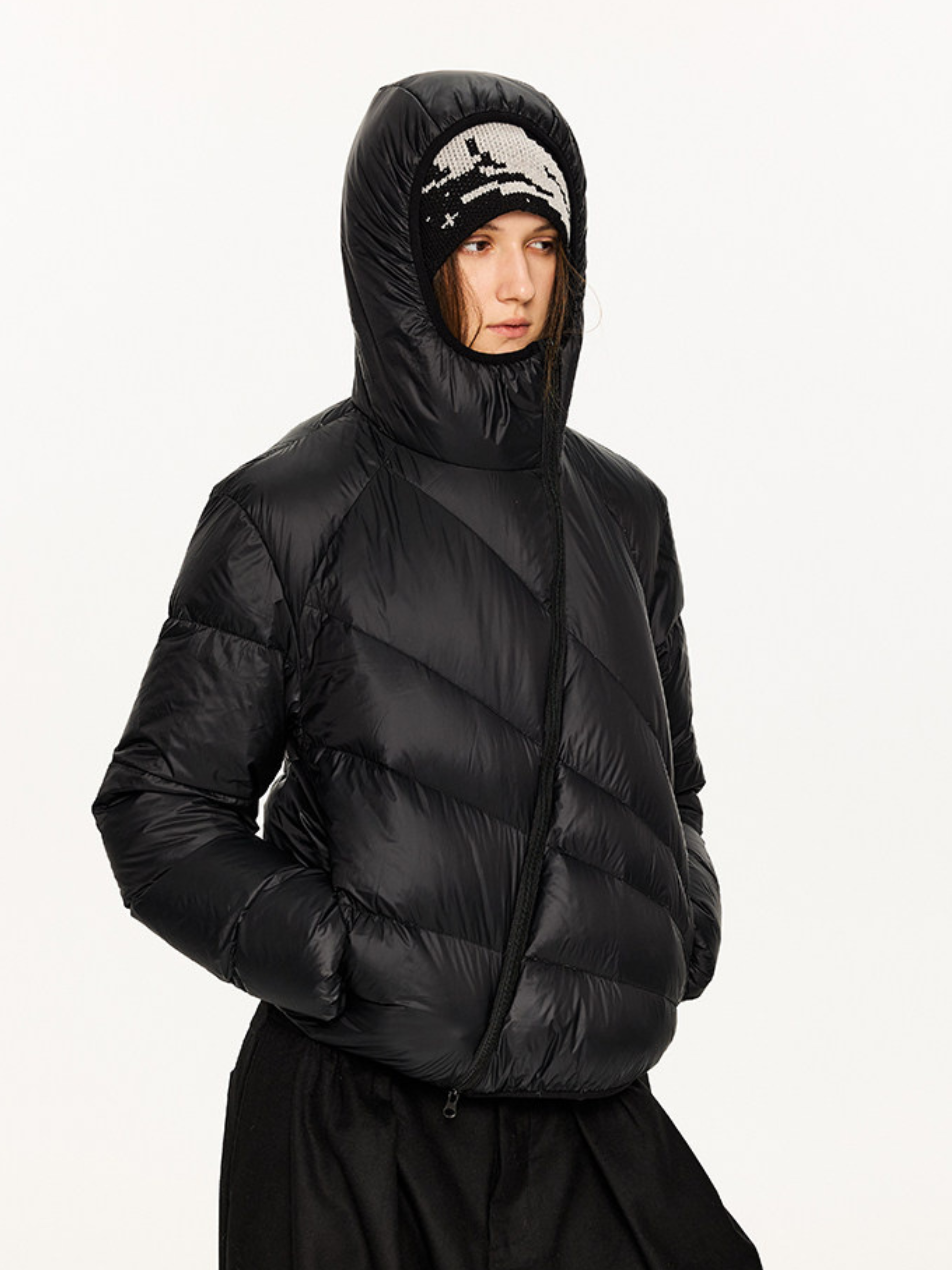 Frostfeather - Asymmetrical Zip 90% White Duck Down Jacket