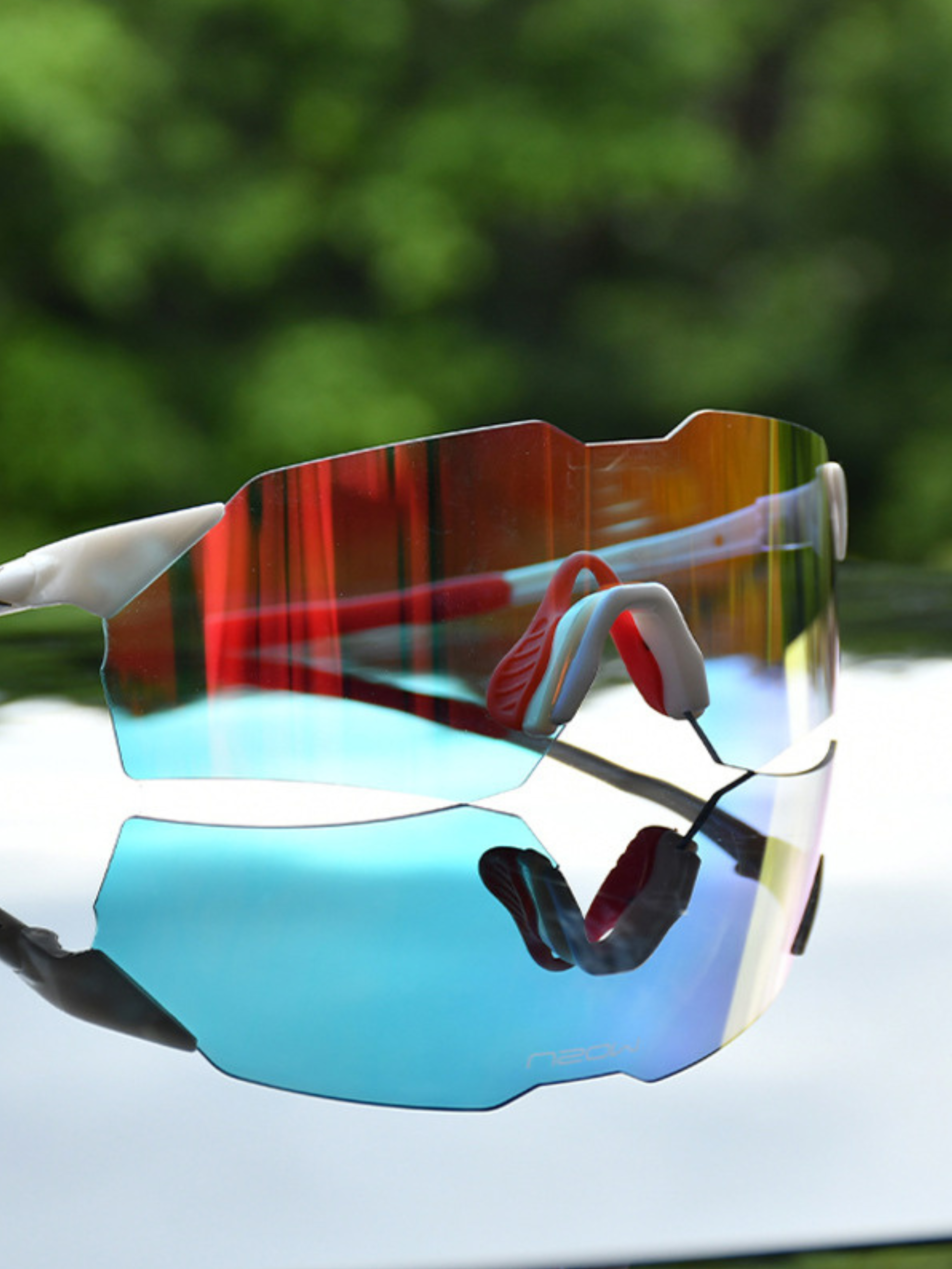 LynxField - Unisex Photochromic Cycling & Marathon Sunglasses