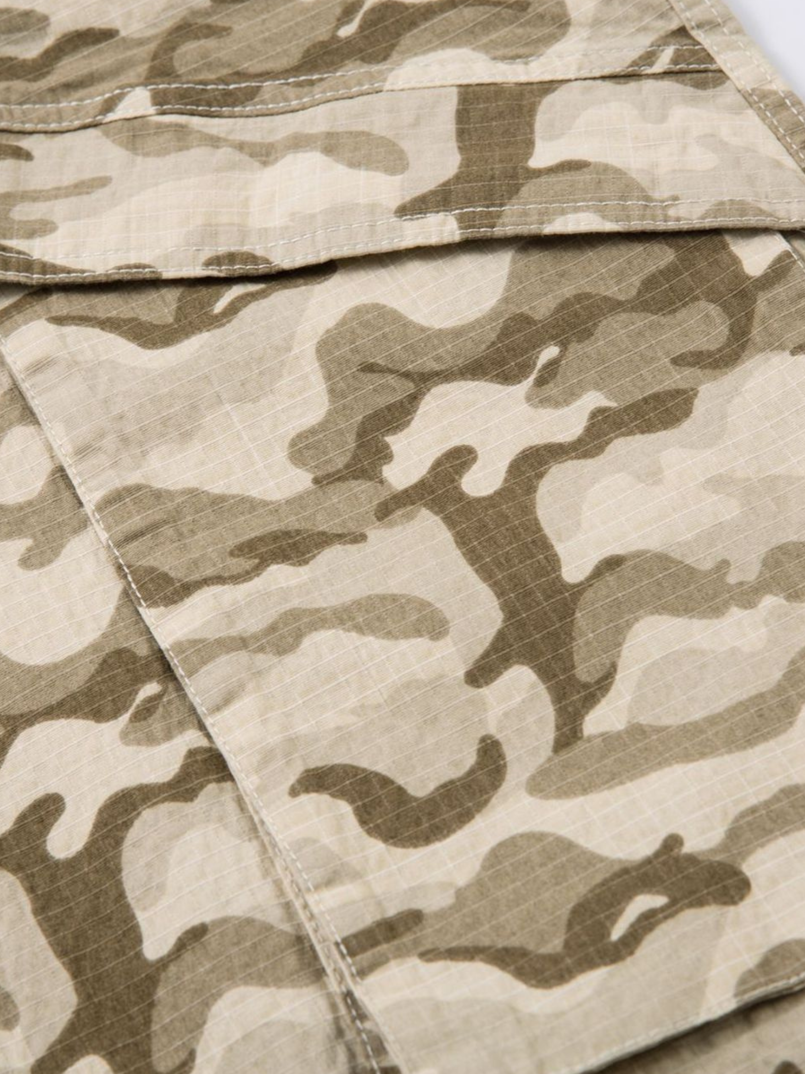 HeatLamp - Men's Loose Camo Wide-Leg Pants GONGGAR SPORTS