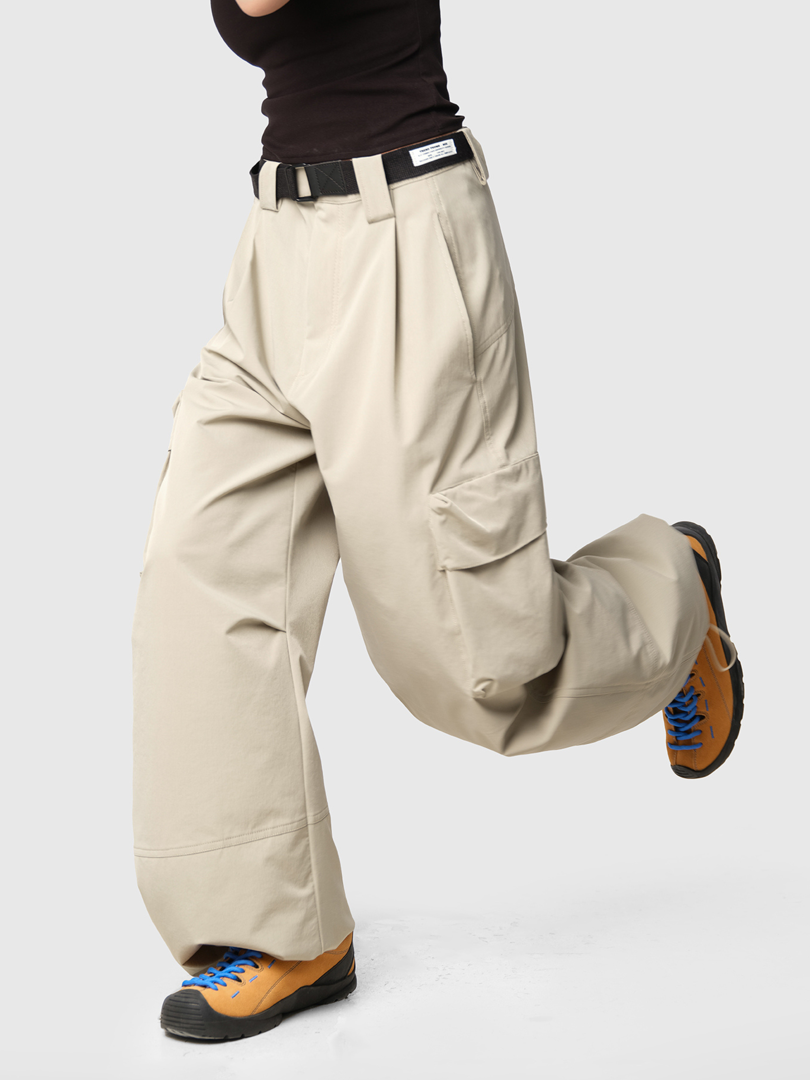 FrostTrail - Women's Large Pocket Utility Paratrooper Cargo Pants