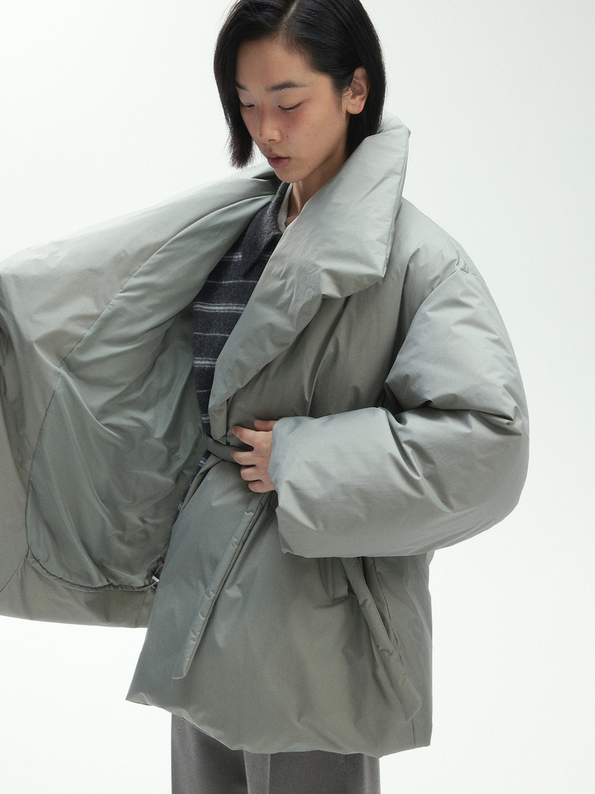 RavenPort - Women’s 90% White Duck Down Belted Short Puffer Jacket GONGGAR SPORTS