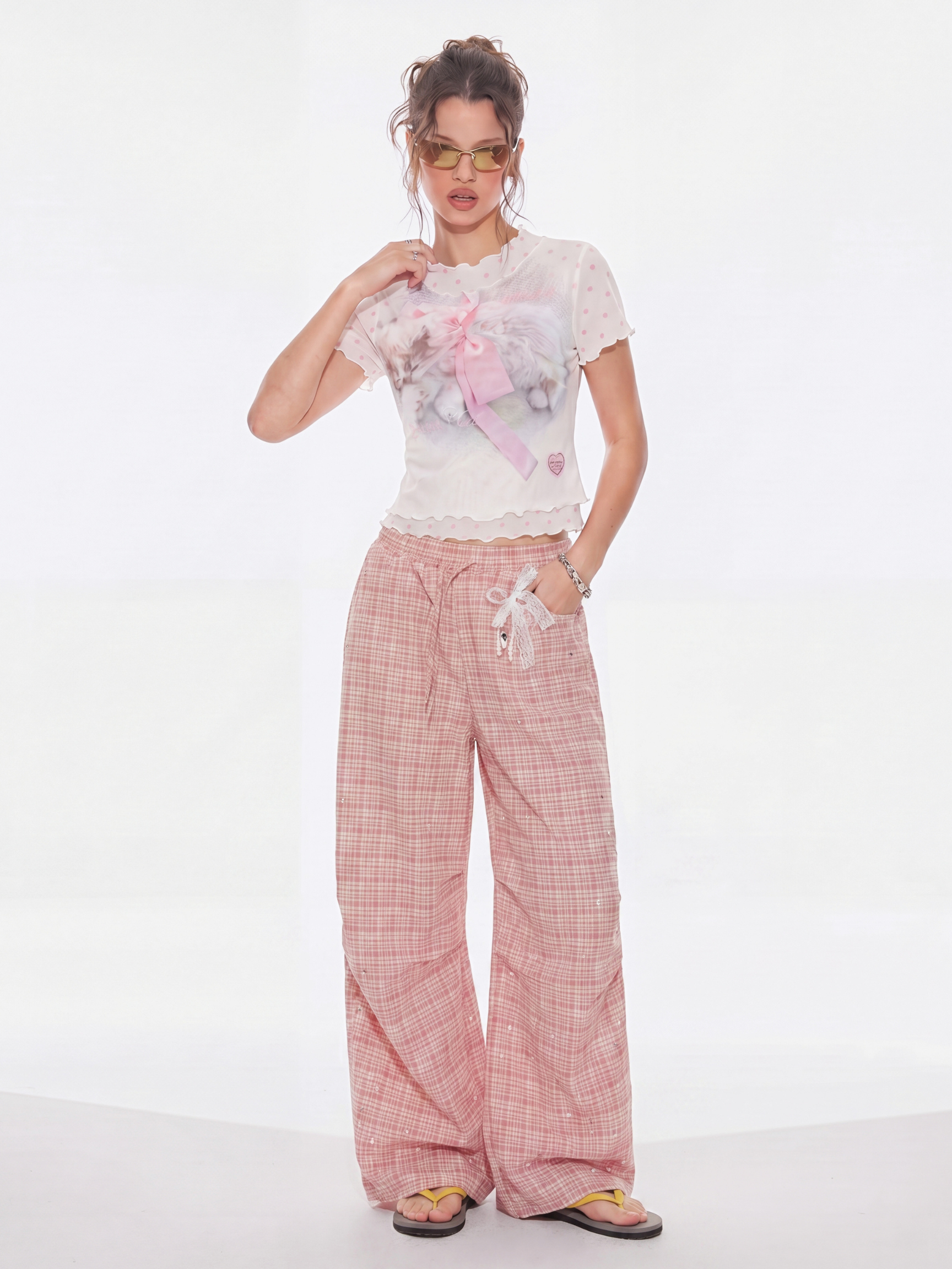 Whisker - Women's Cat Bow Print Crew Neck T-Shirt