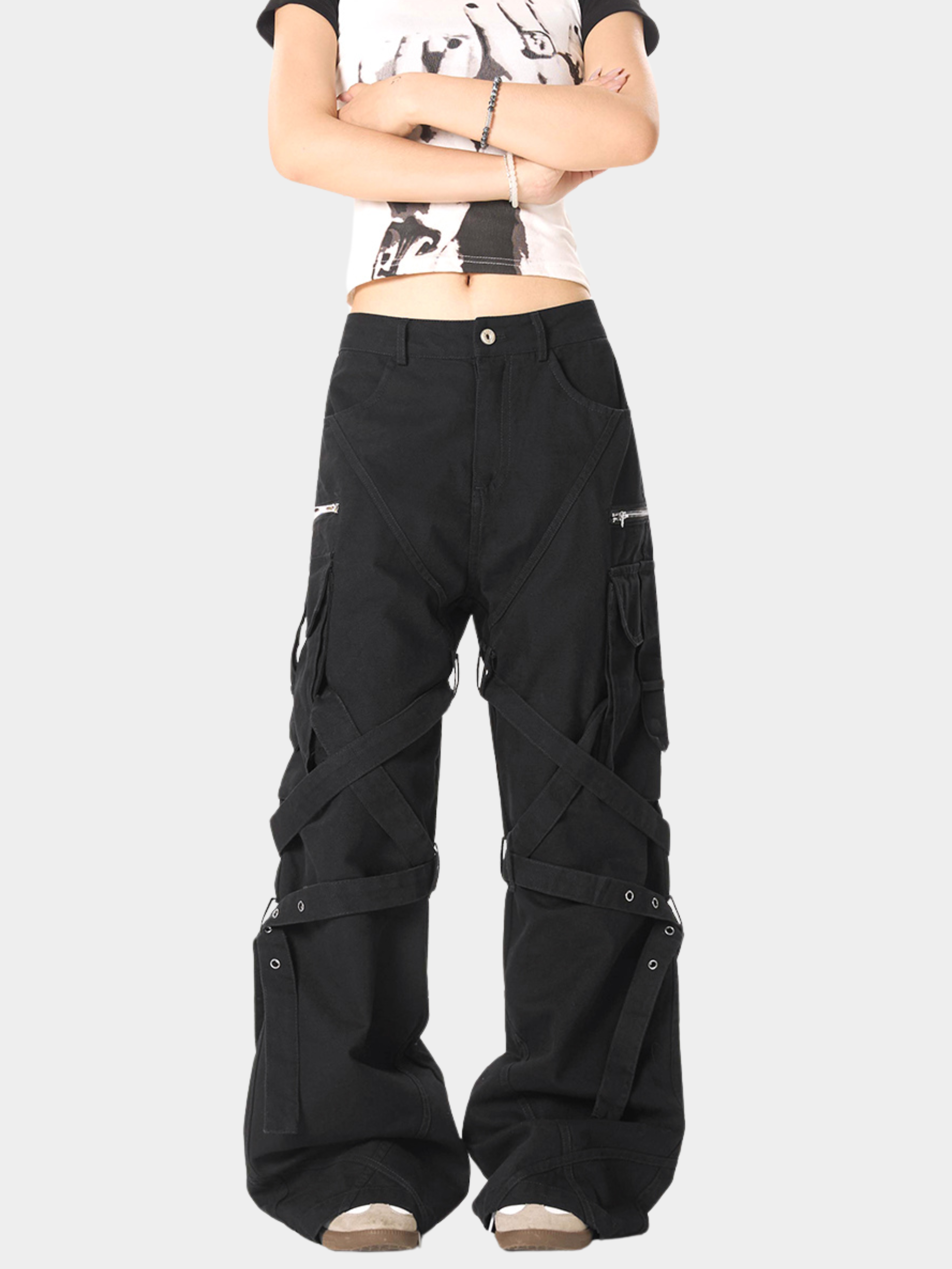 Aquaridge - Women's Strap Detail Tailored Cargo Pants