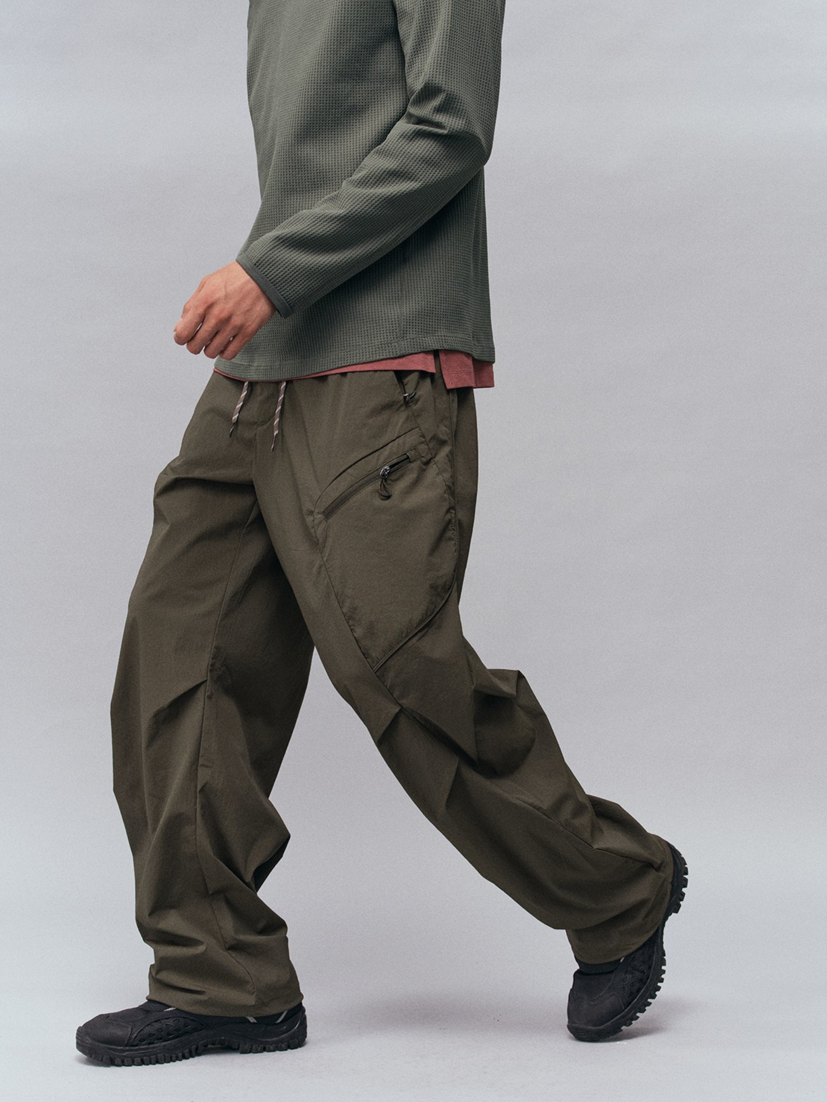 Emberfire - Unisex Water-Repellent Multi-Pocket Drawstring Utility Pants