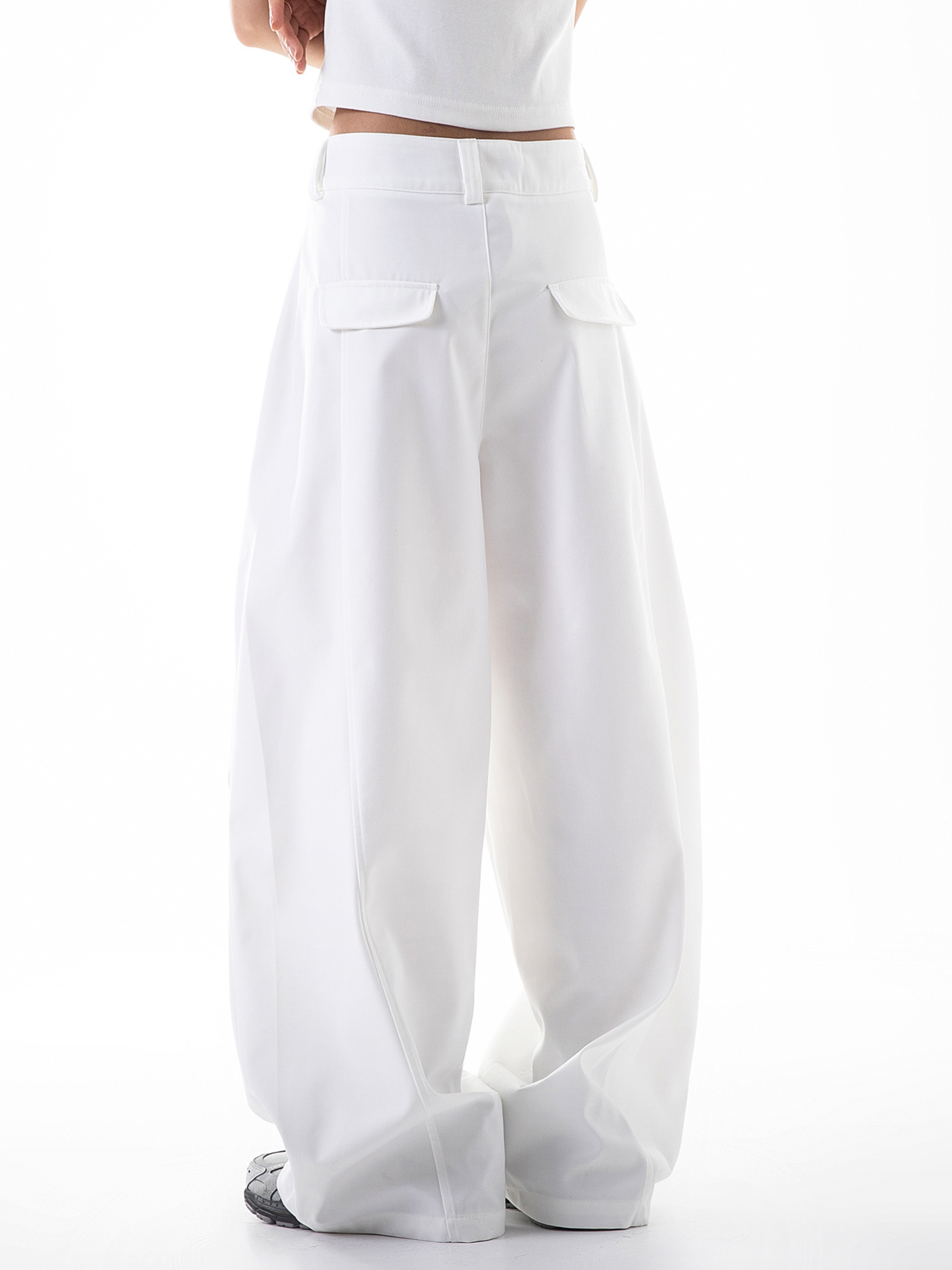 Frostline - Women's Wrinkled Scimitar Wide-Leg Suit Pants