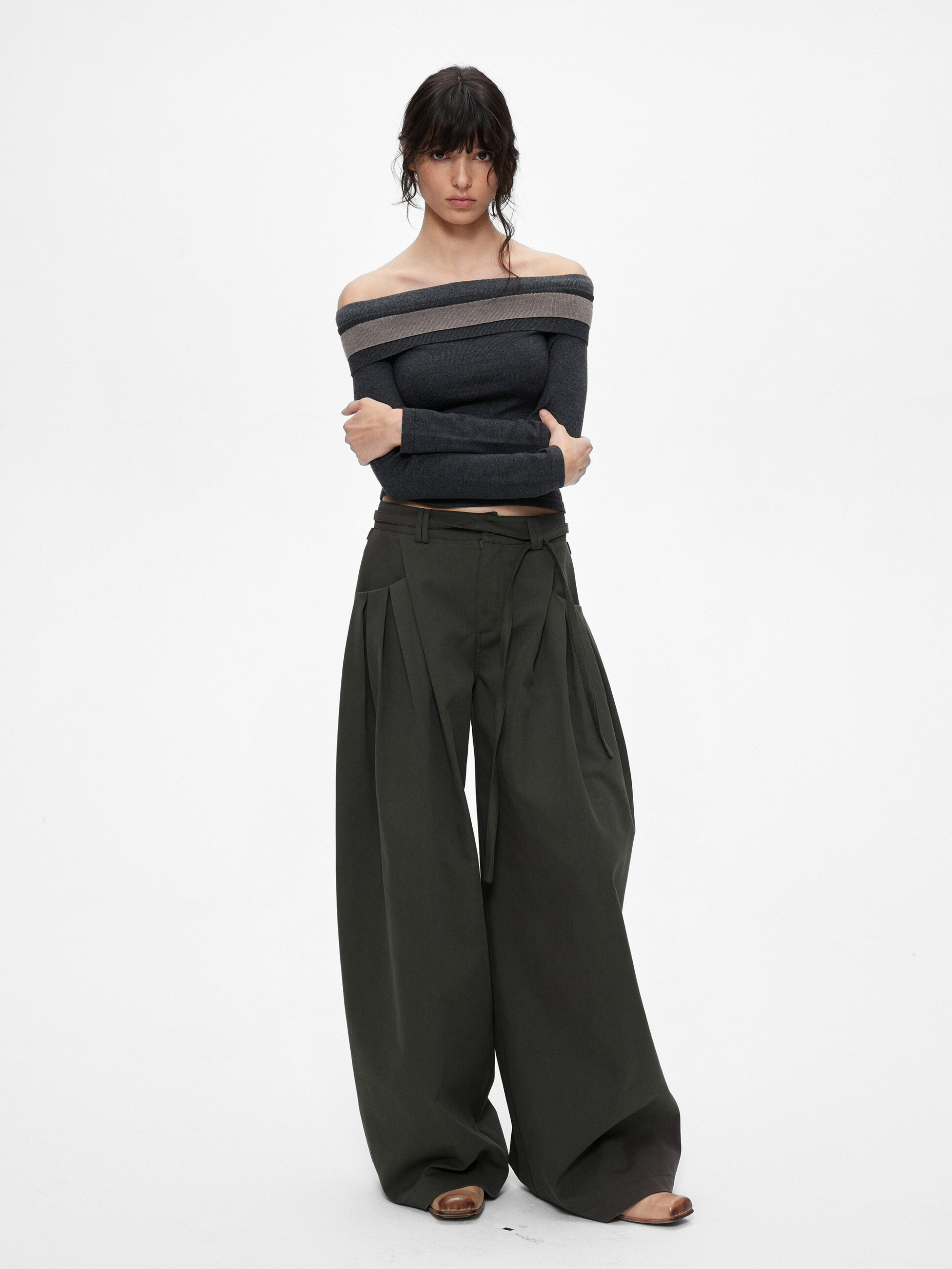 Ironwood - Women's Color-Block Off-Shoulder Knit Slim-Fit Top