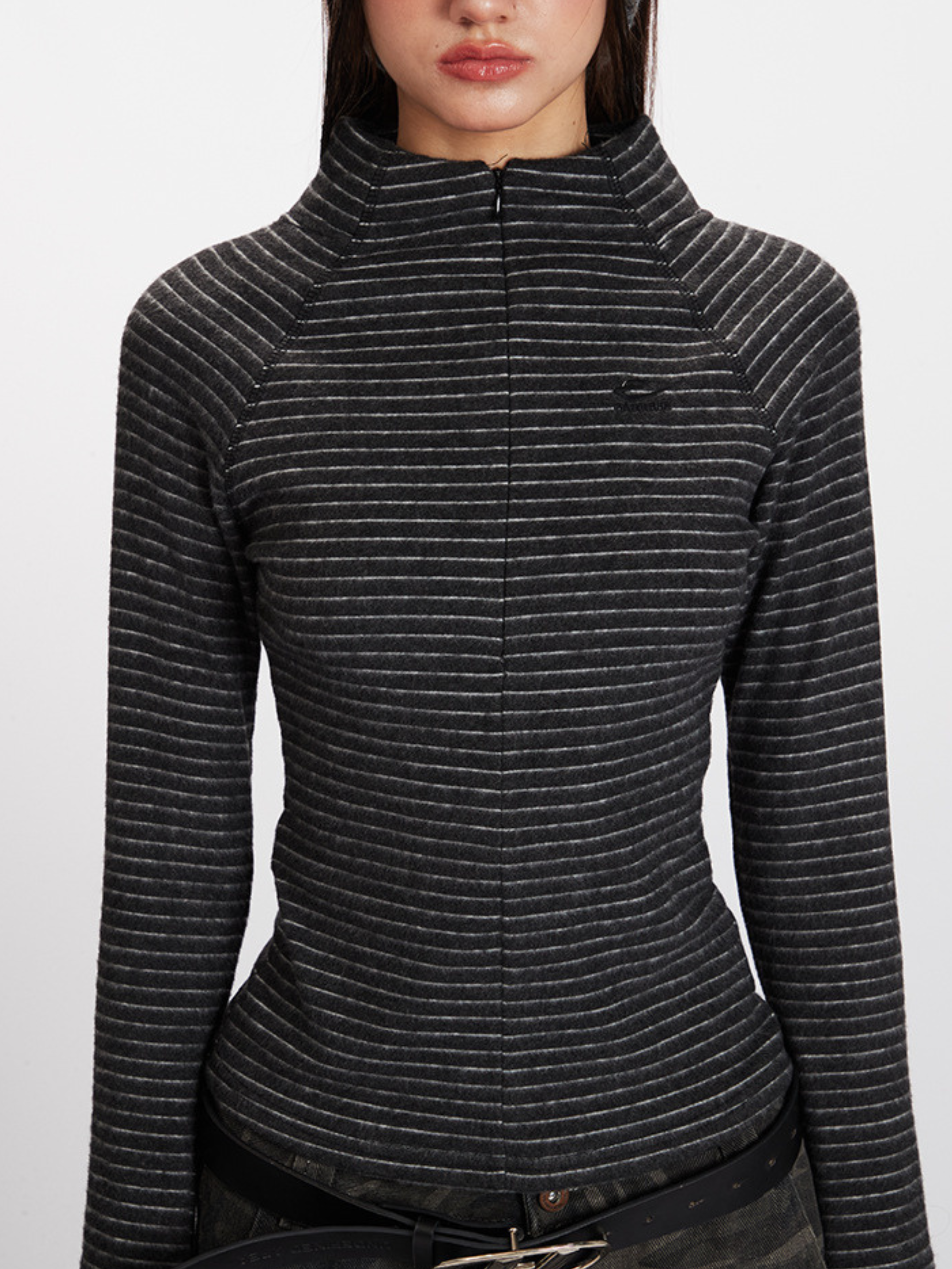 Cavebend - Women's Striped Stand-Collar Slim-Fit Long-Sleeve