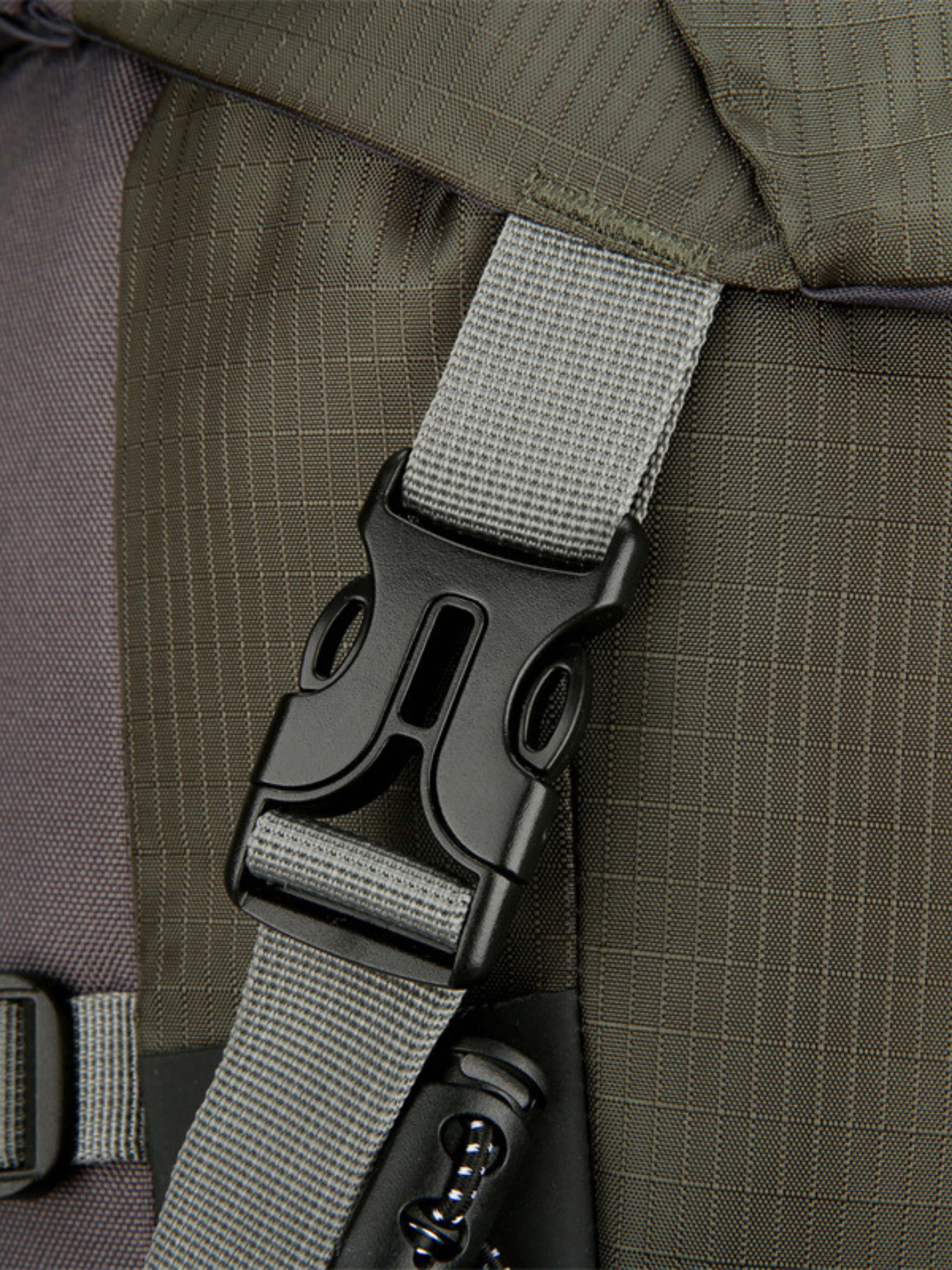 LightStick - Ultra-Light Large Travel Backpack