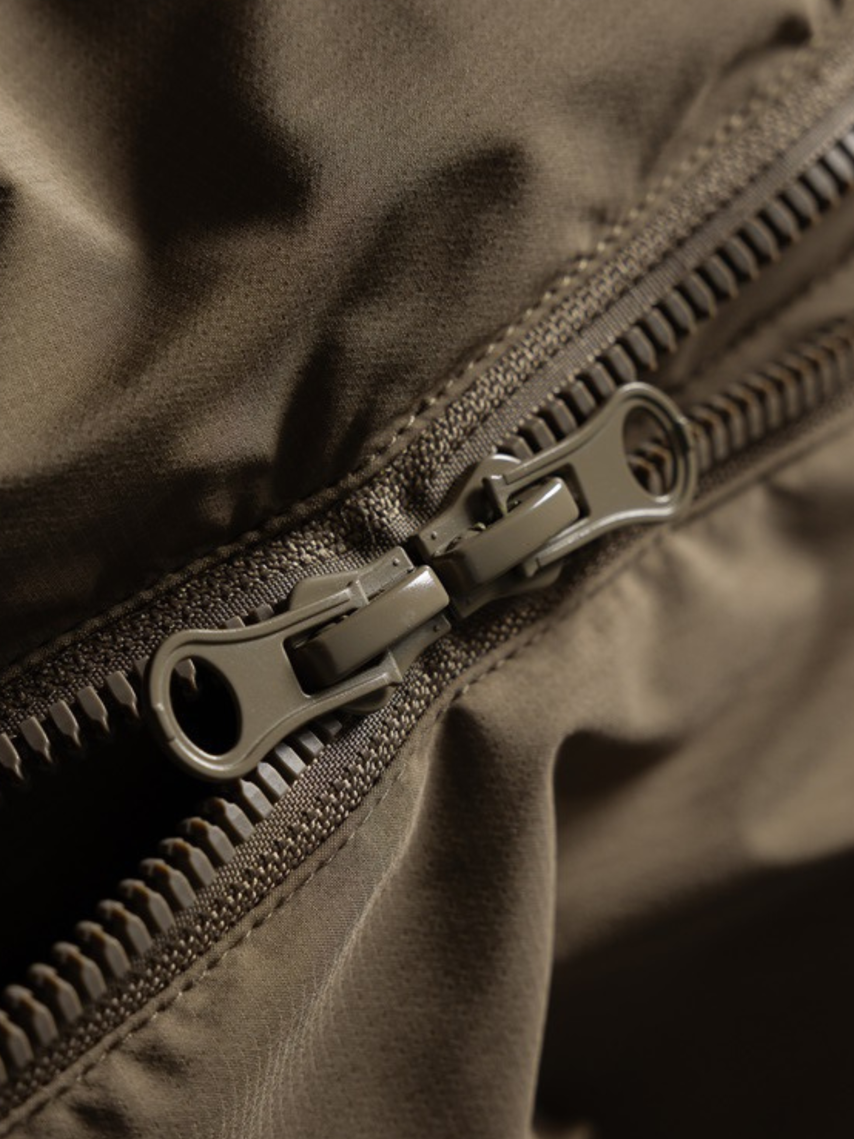 Stormshadow - Unisex Thermal Performance 90% White Duck Down Jacket