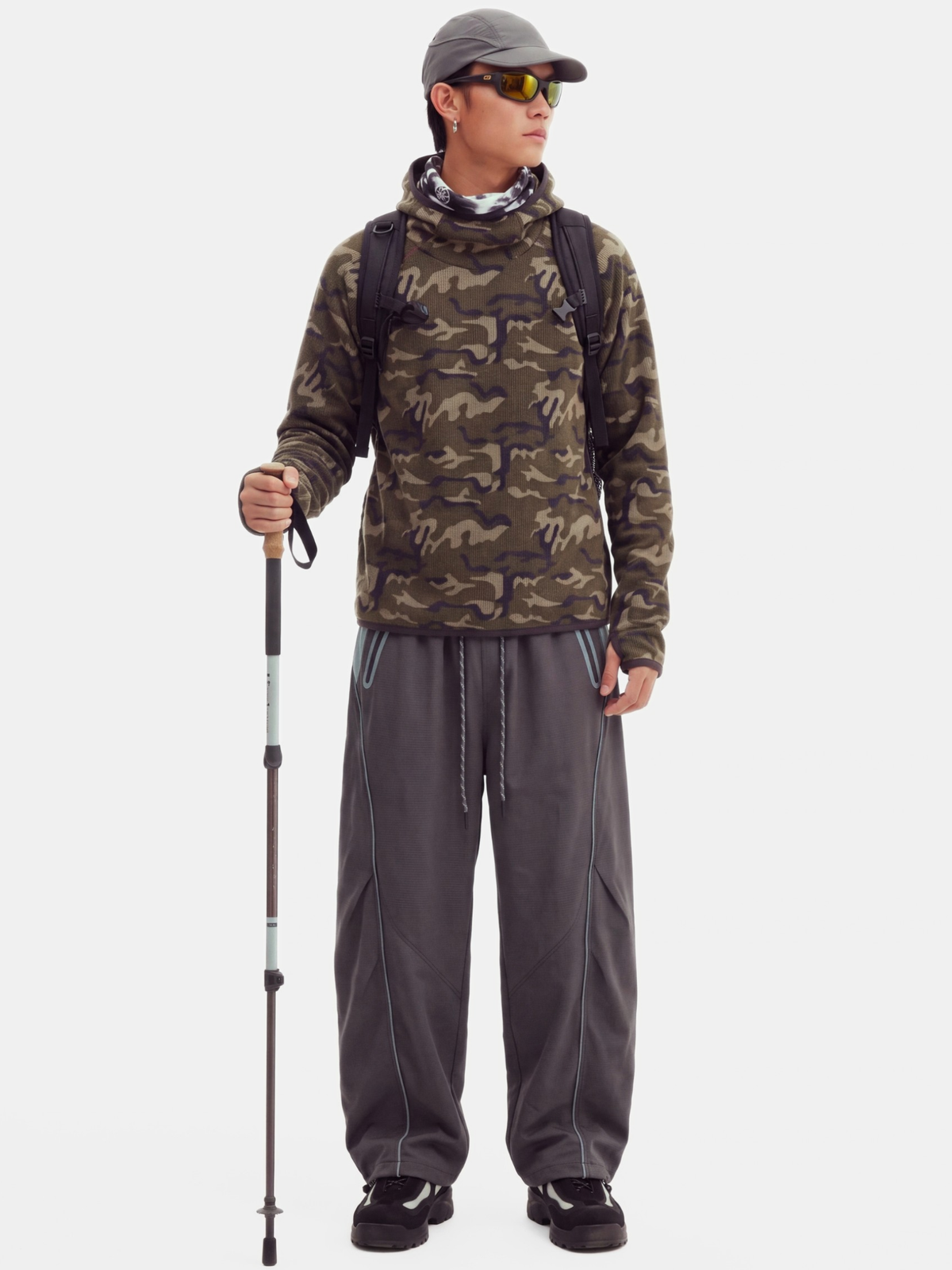 CamoMist - Windproof Warm Waffle Hooded Sweatshirt