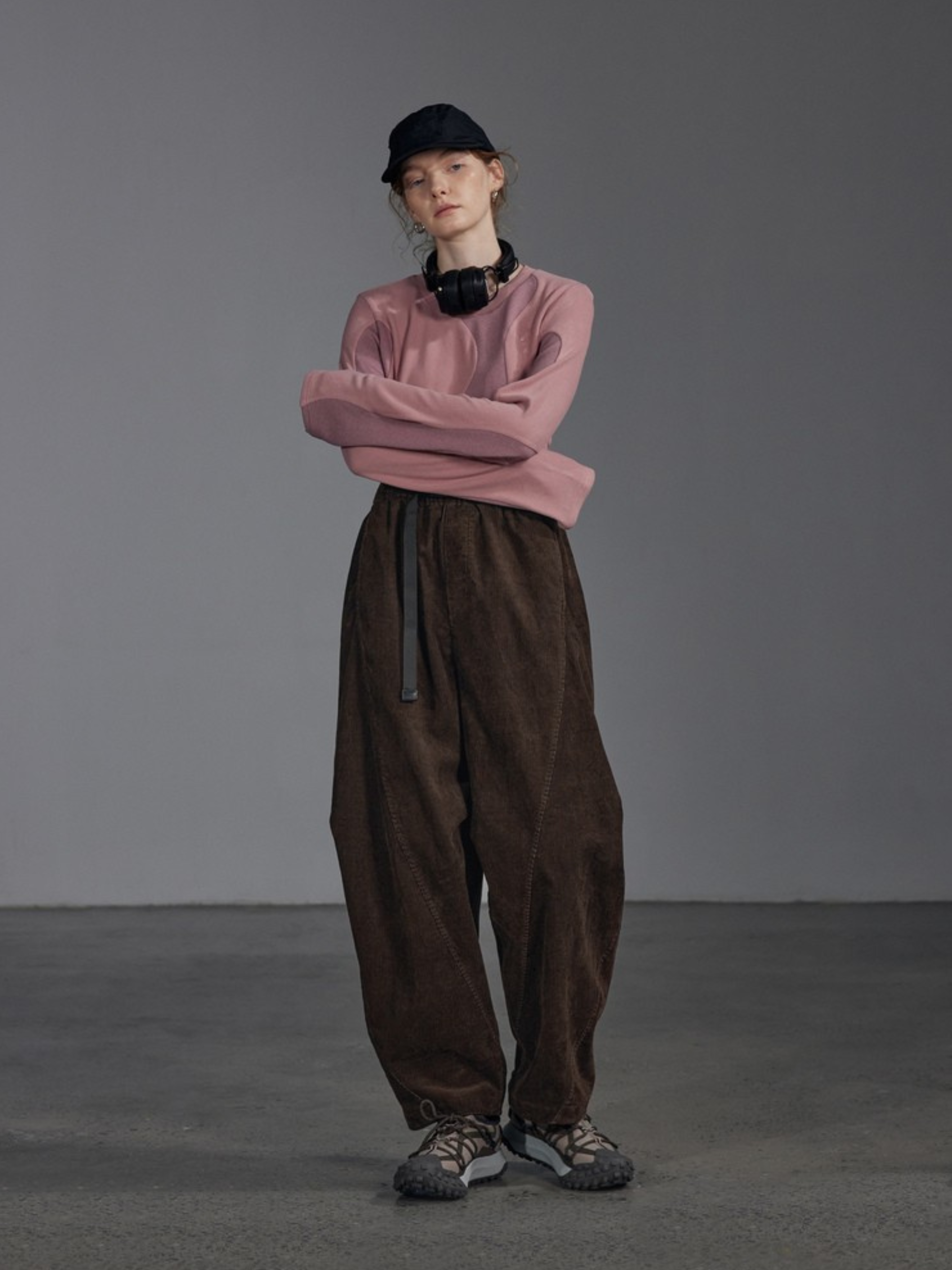 Ashcliff - Women's Loose Straight-Leg Corduroy Pants