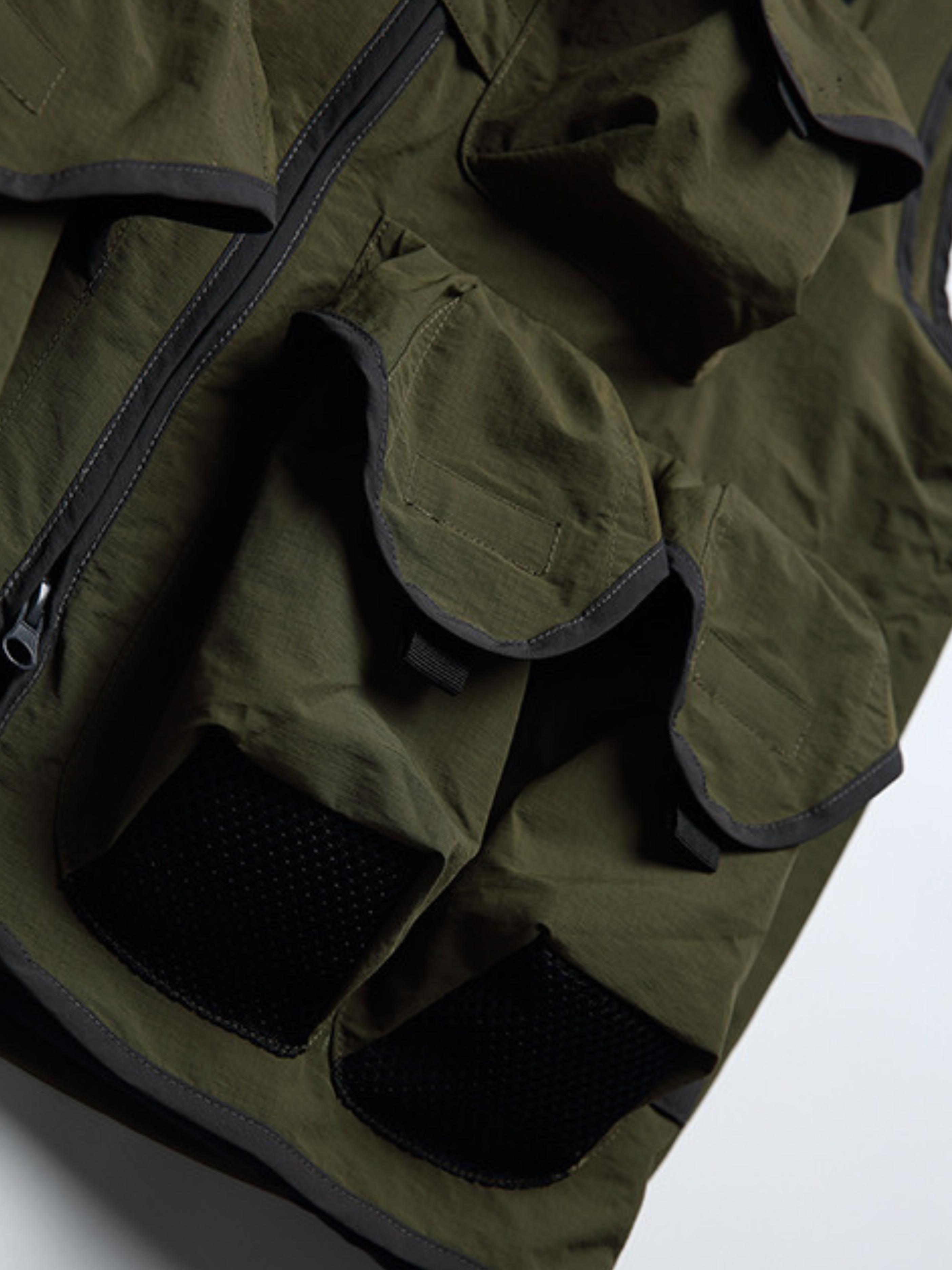 CougarLine - Unisex Water-Repellent Multi-Pocket Utility Vest
