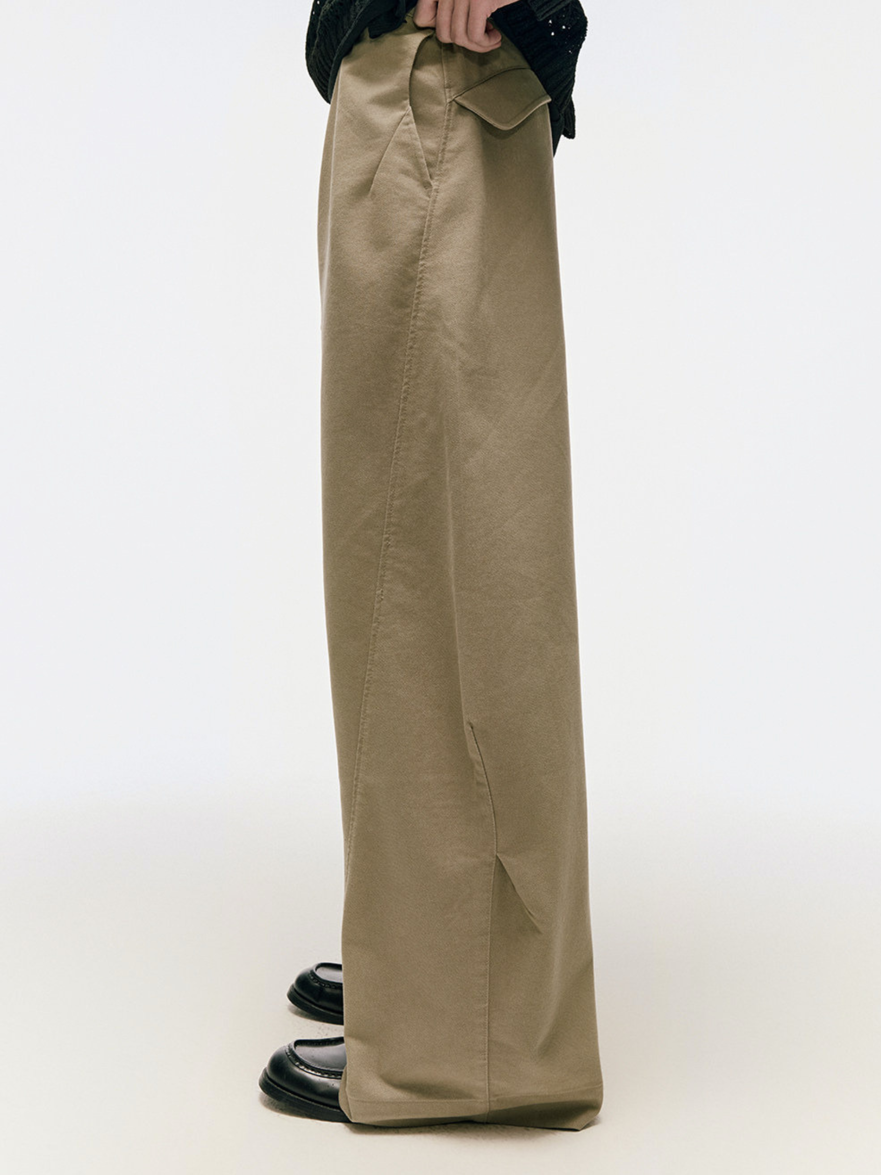 SandDune - Pleated Curved-Leg Utility Pants