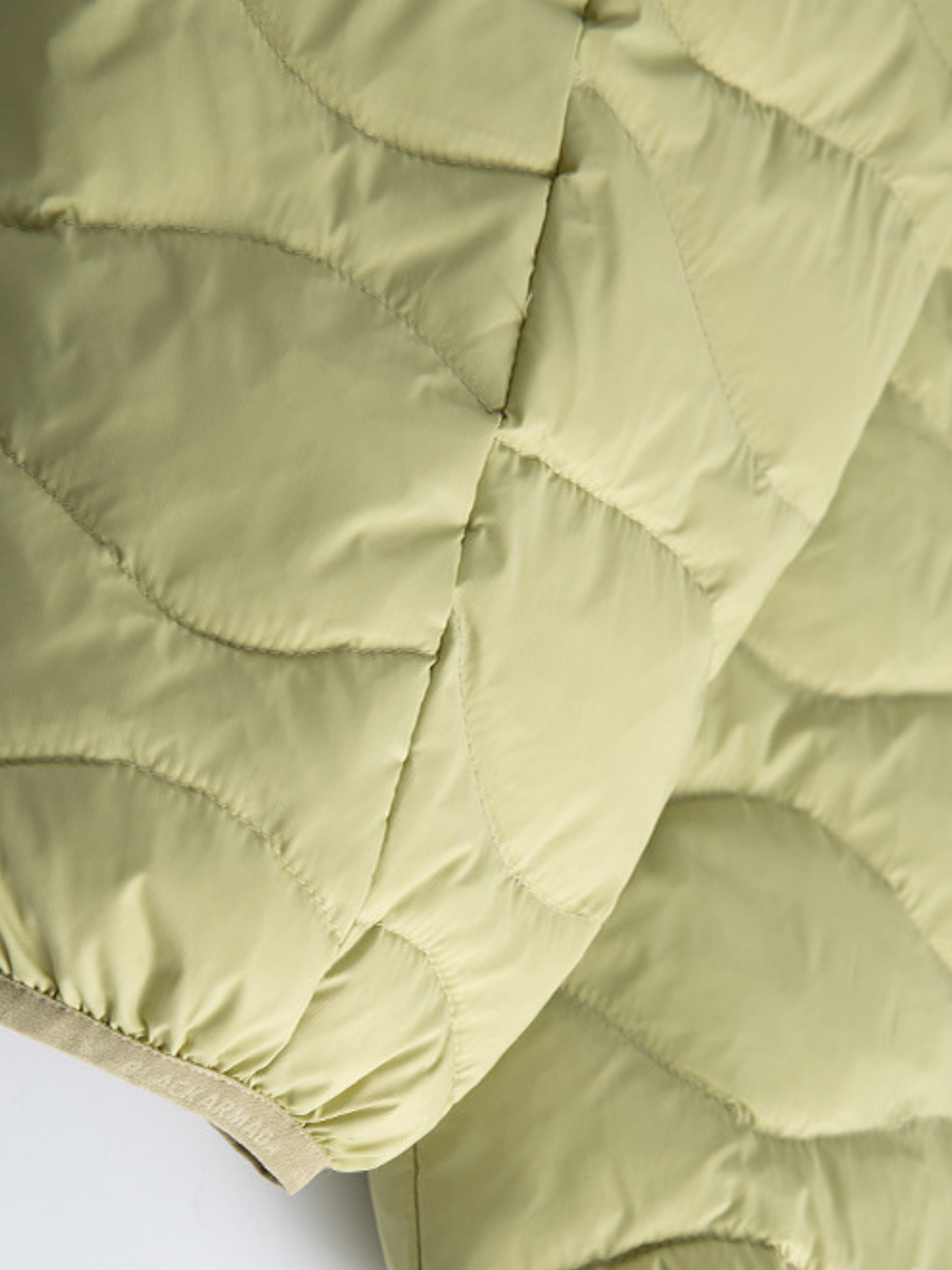 RavenNest - Unisex Water-Repellent 90% White Duck Down Jacket