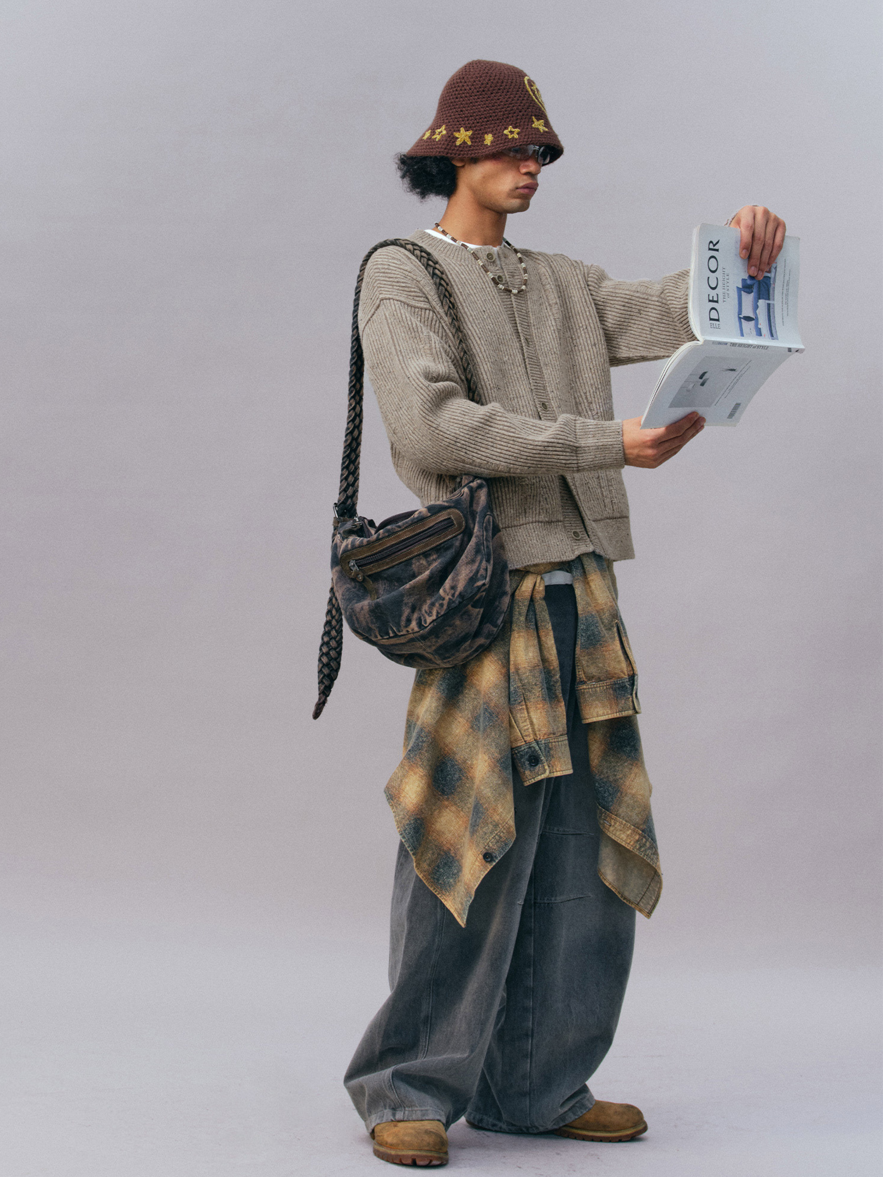 Embercrag - Unisex Crewneck Distressed Knit Sweater