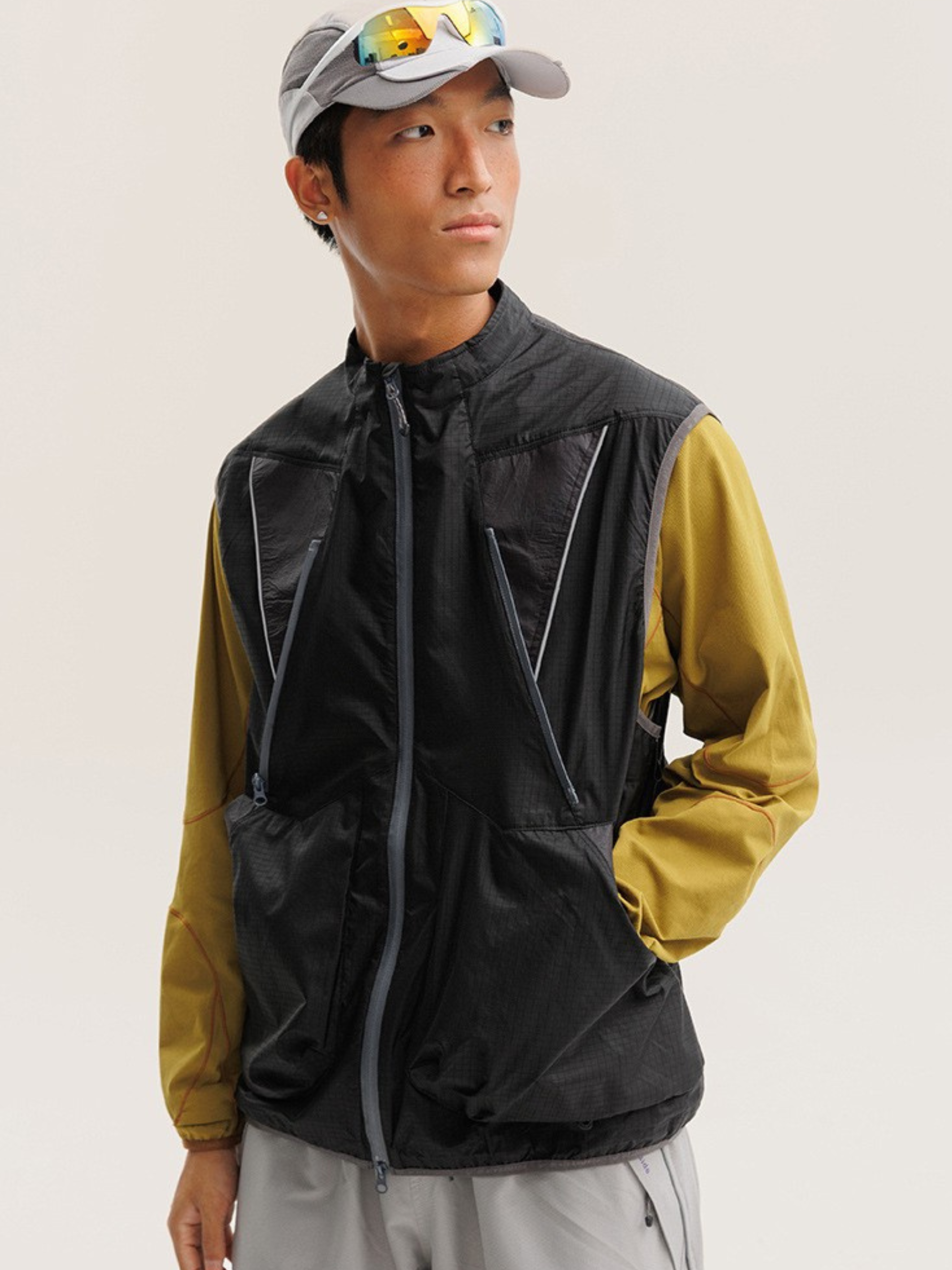 GT ONE - Unisex Water-Repellent Detachable Shell Jacket