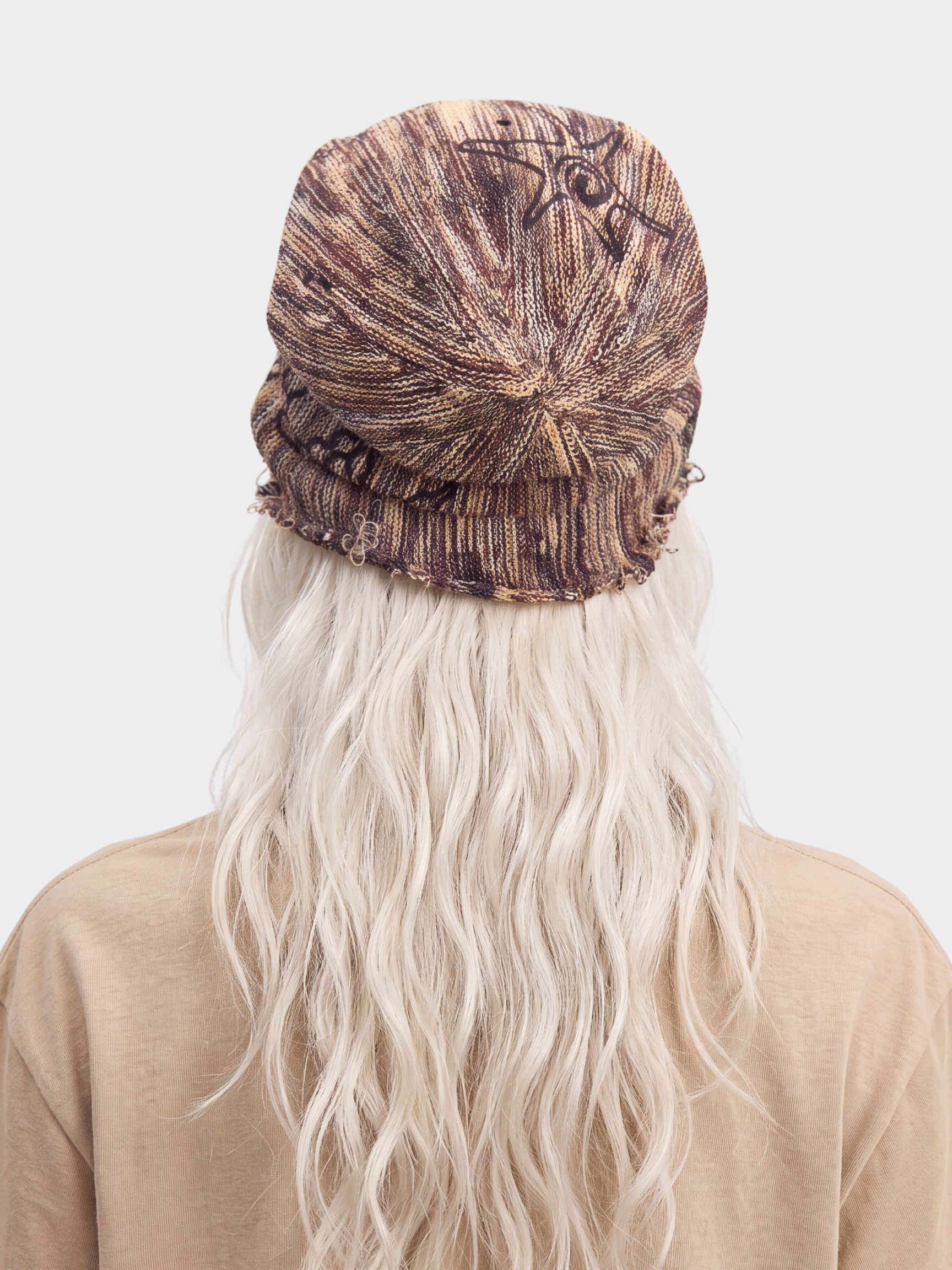 StarKnit - Starfish Graphic Distressed Raw-Edge Knit Beanie