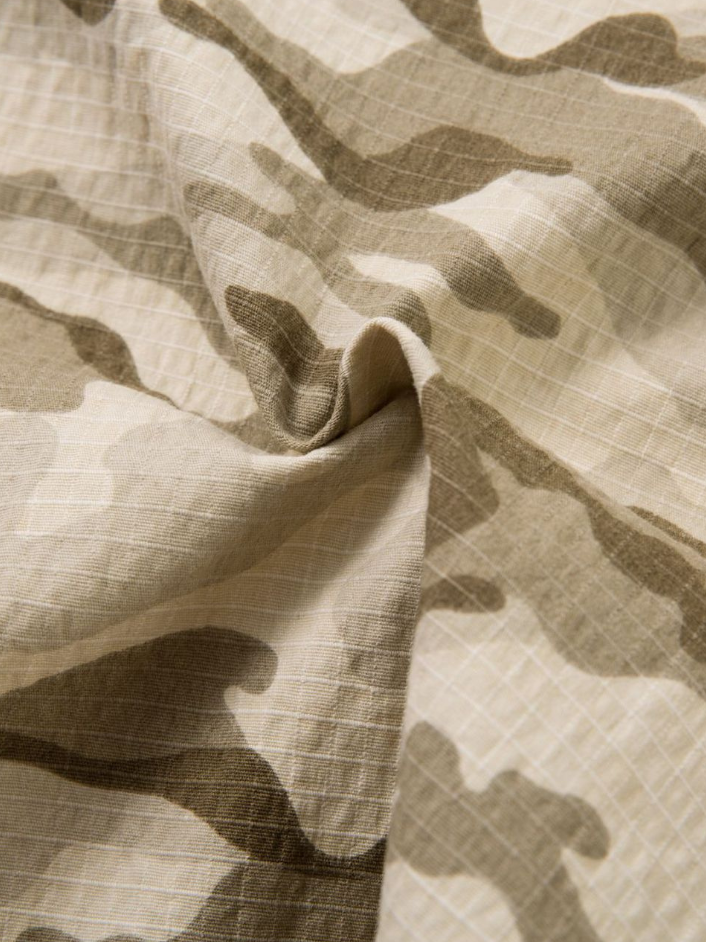 HeatLamp - Men's Loose Camo Wide-Leg Pants GONGGAR SPORTS
