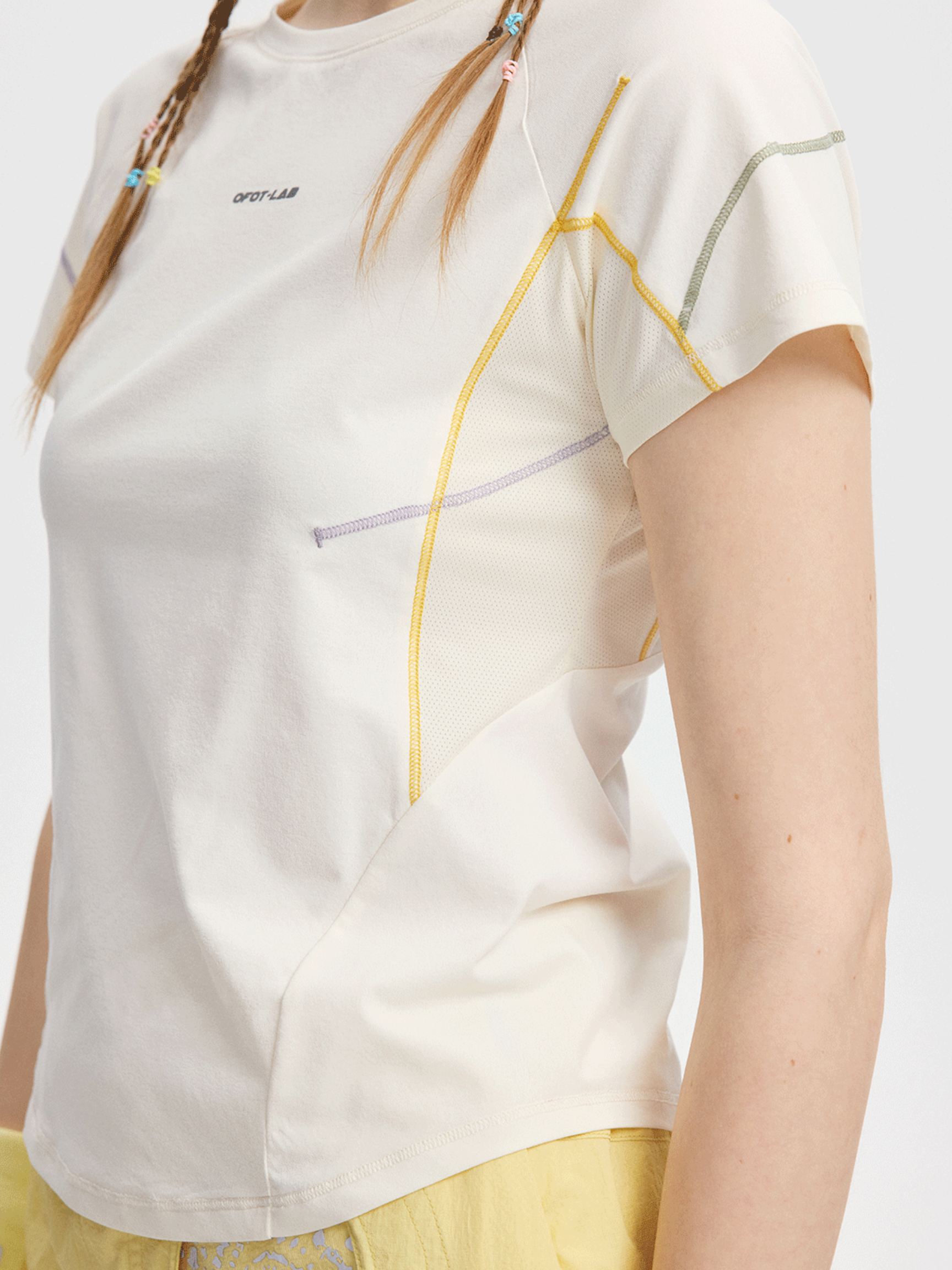 FreeStep - Women's Moisture-Wicking Quick-Dry T-Shirt