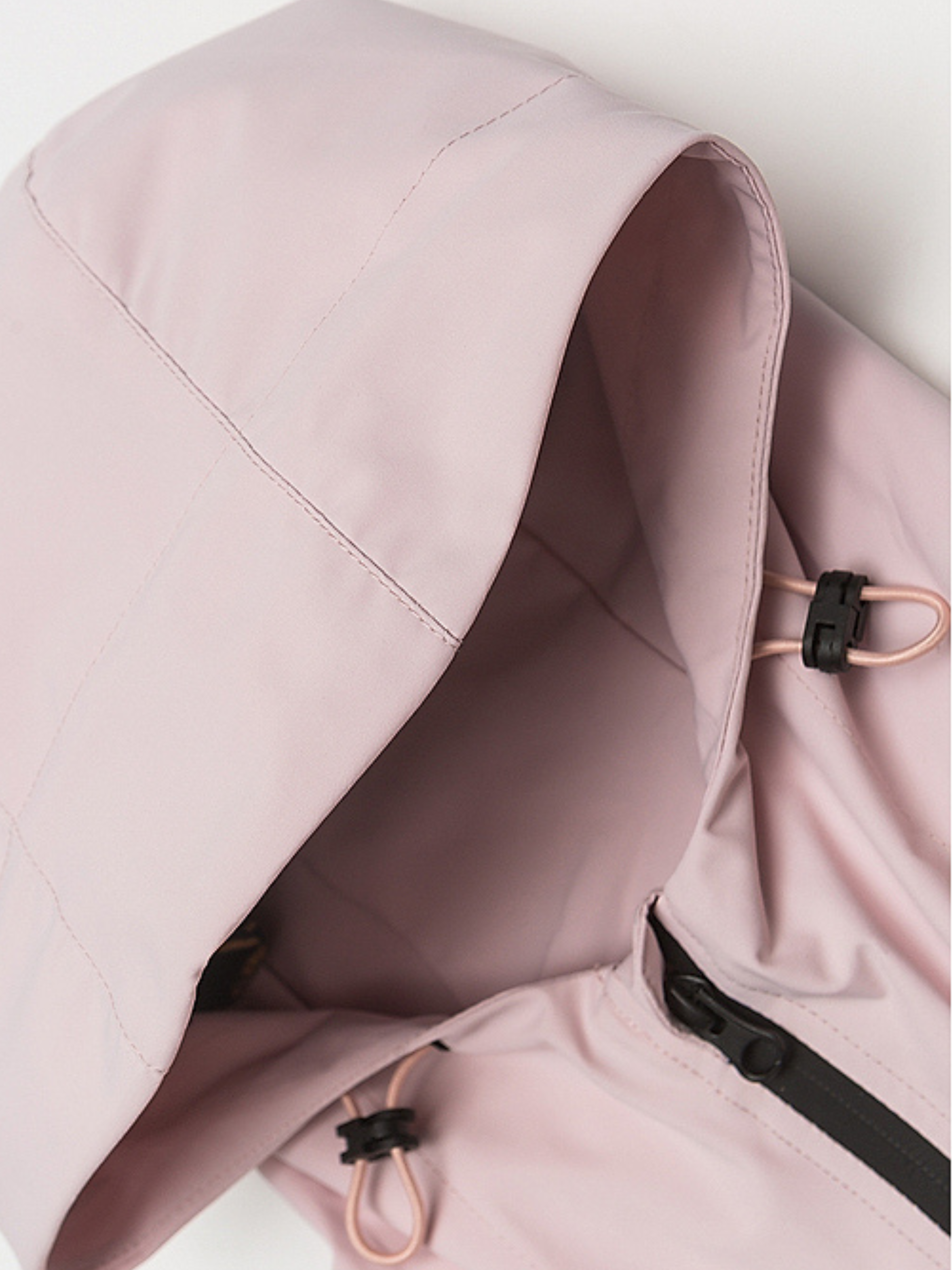 ShadowCrate - Women's Water-Repellent Softshell Jacket