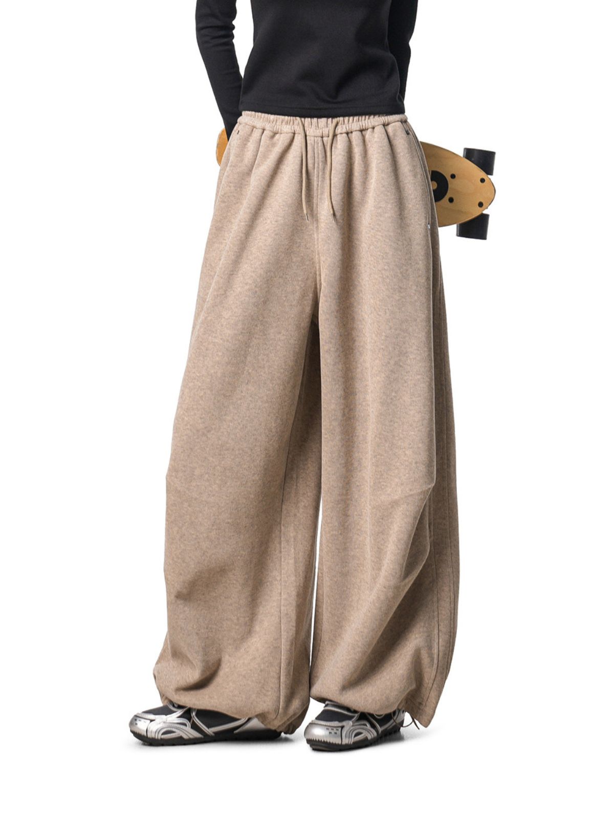 Reachpeak - Unisex Rivet-Detail Pleated Draped Paratrooper Sweatpants